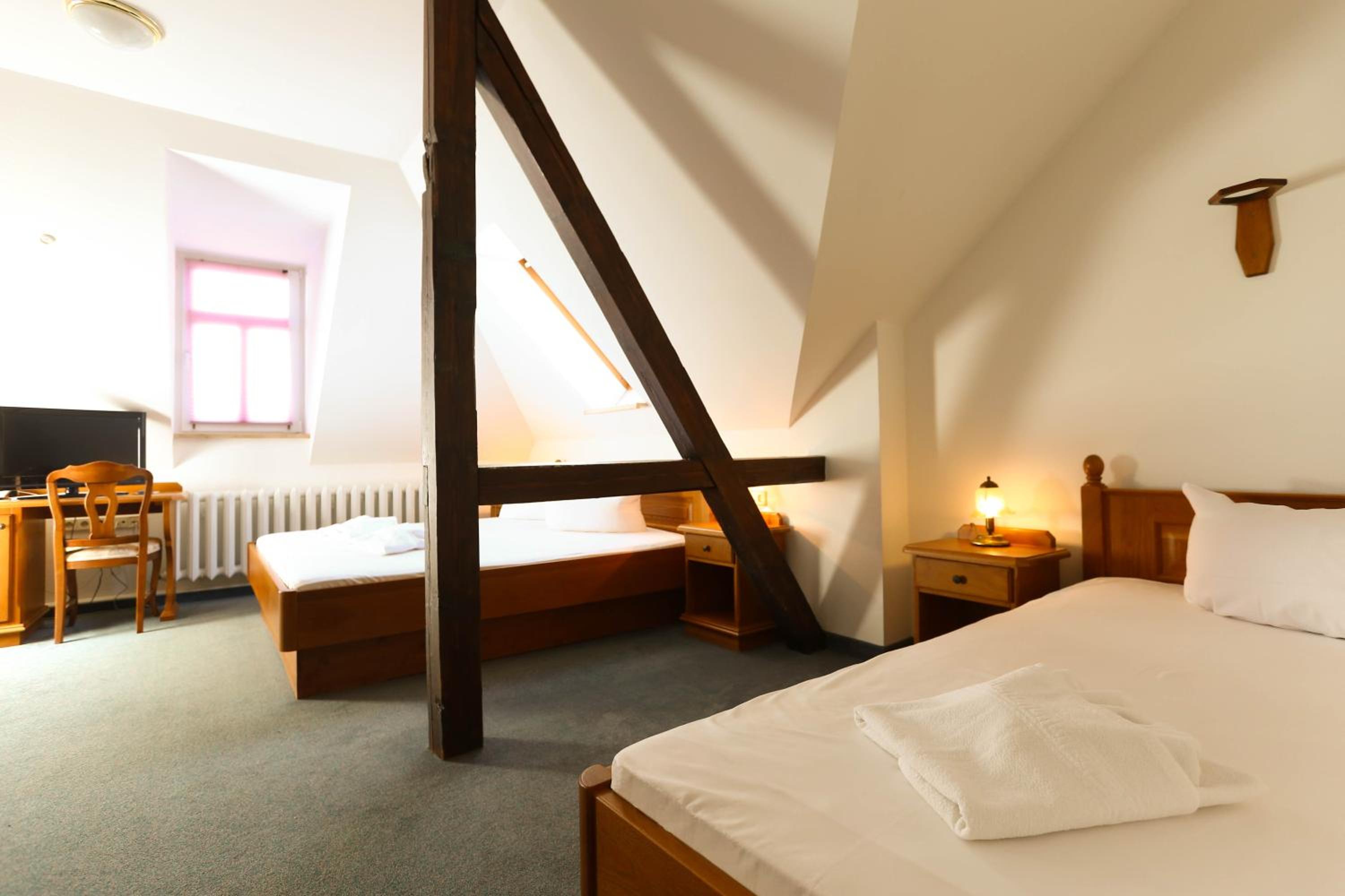 Triple Room - Photo 5