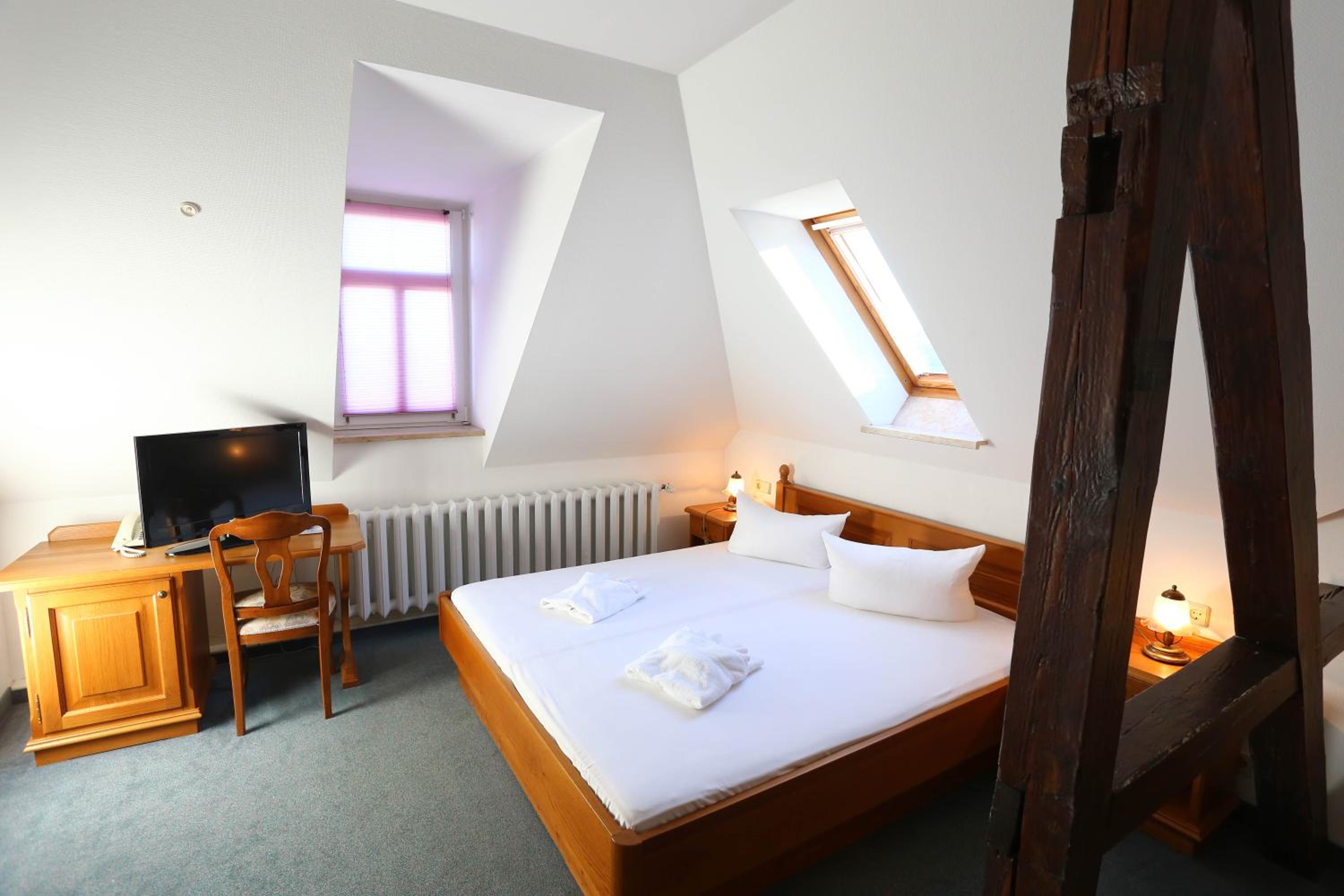 Triple Room - Photo 6