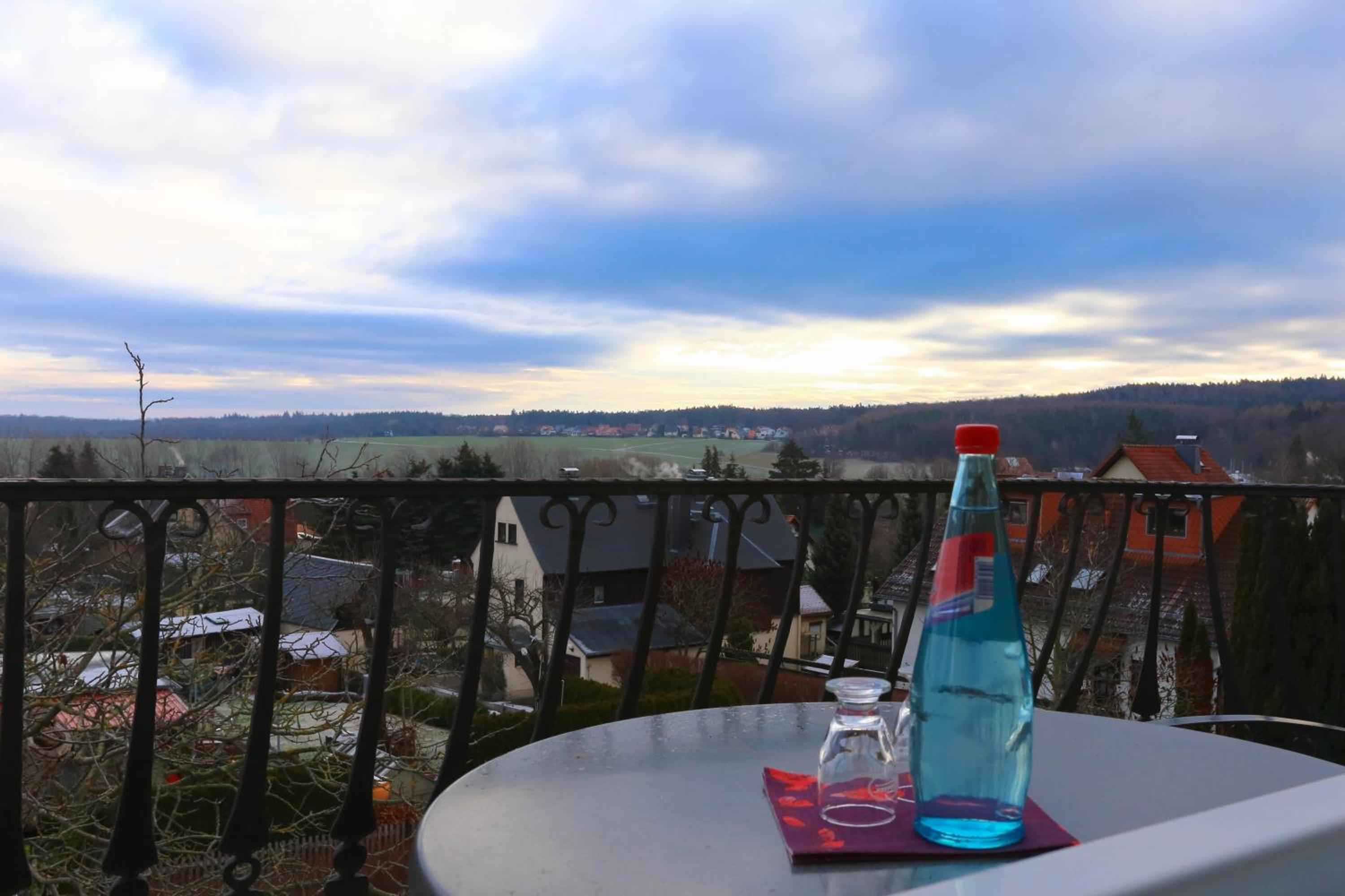Double Room with Balcony - Photo 5