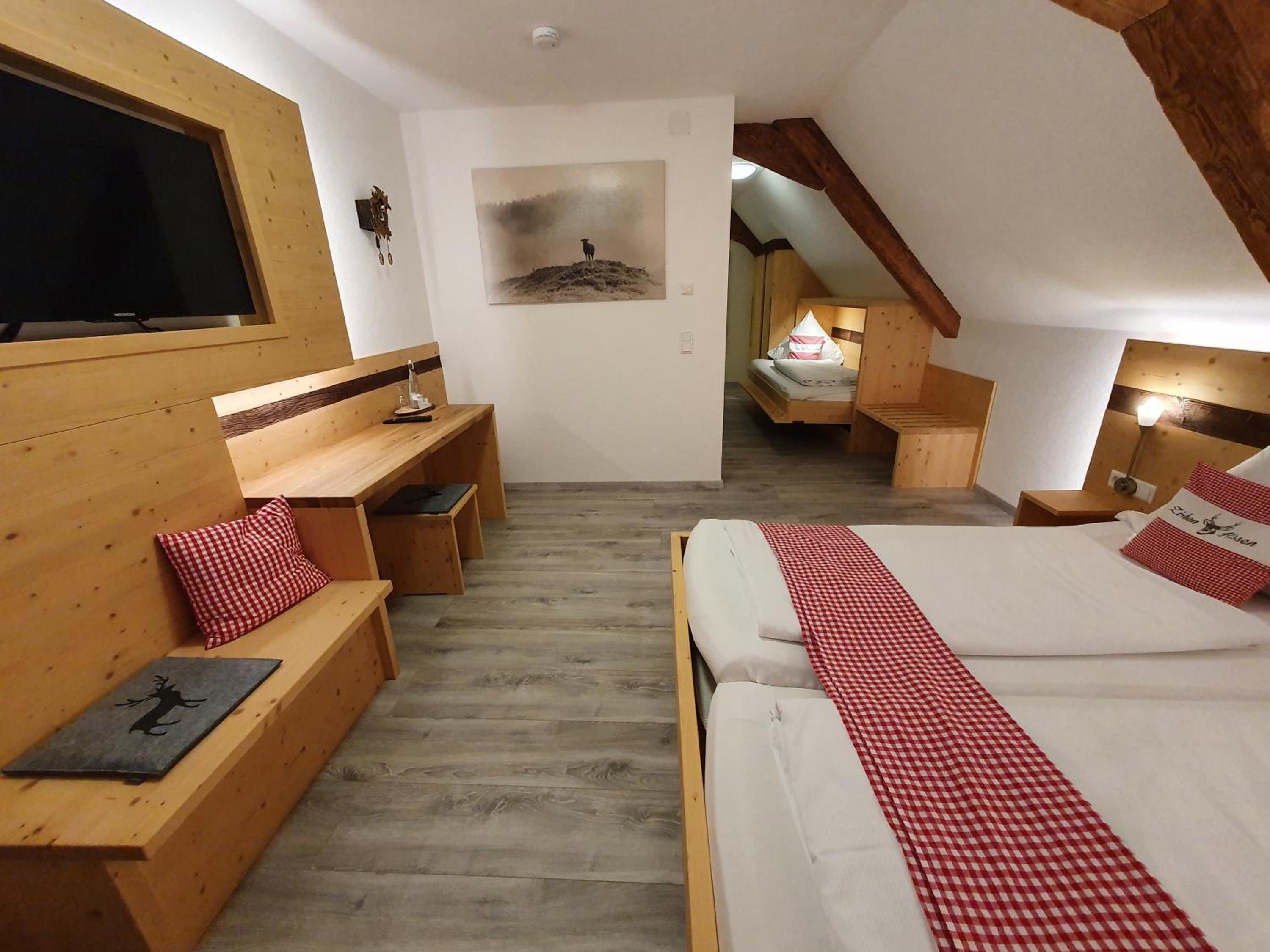 Triple Room with Balcony photo 2