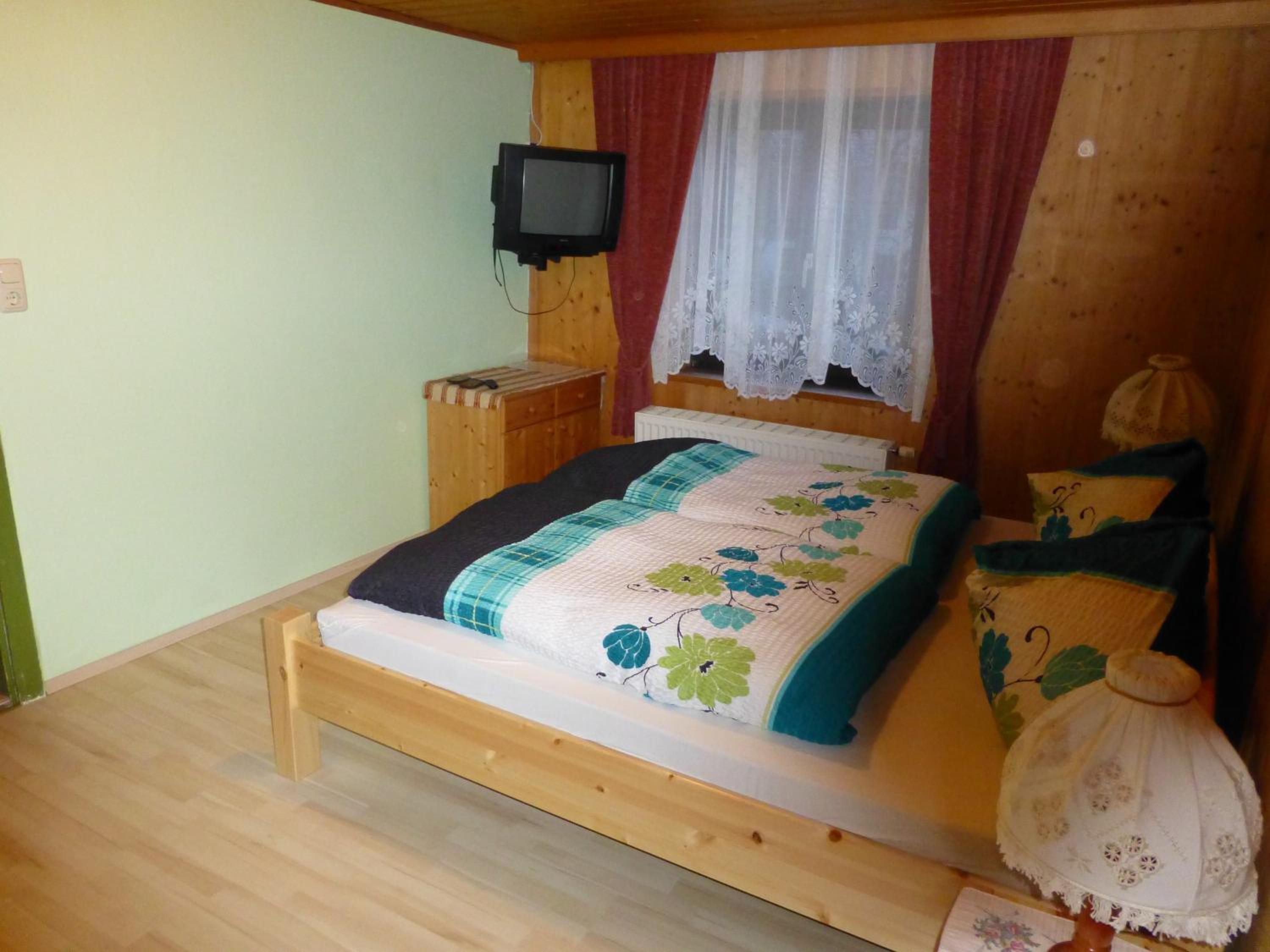 Classic One-Bedroom Apartment with Balcony photo 3