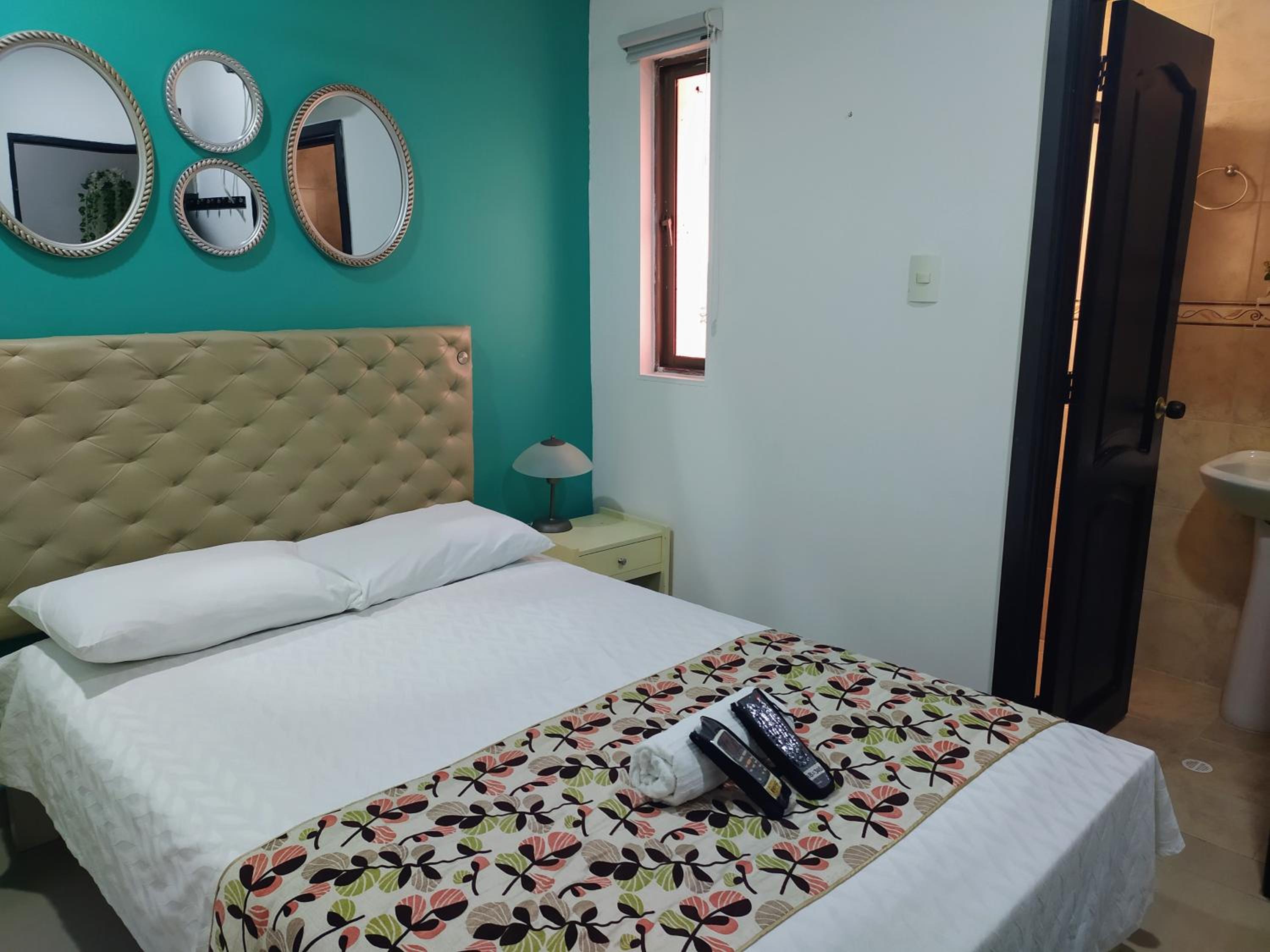 Double Room With Air Conditioning photo 3