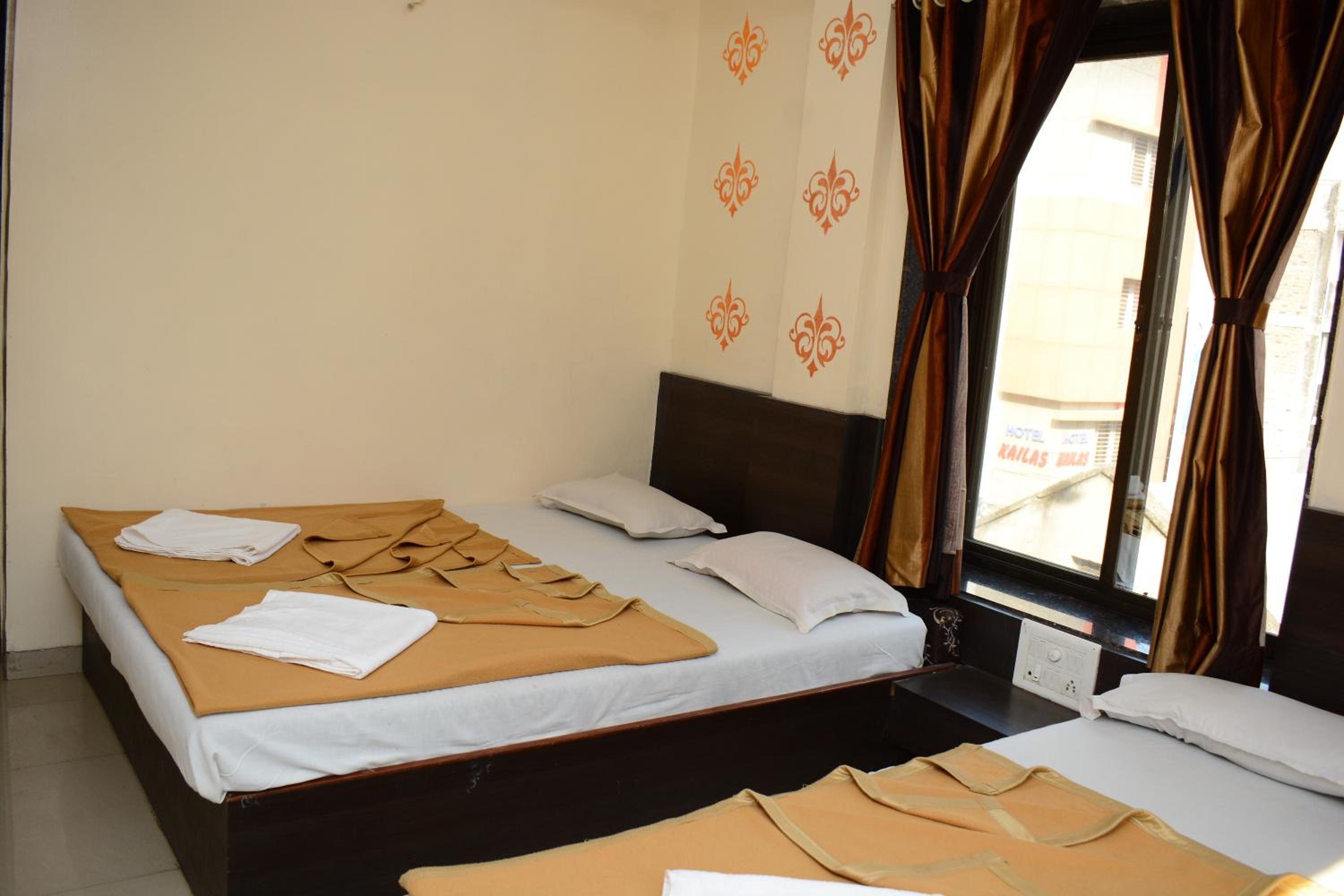 Standard Quadruple Room - Photo 6