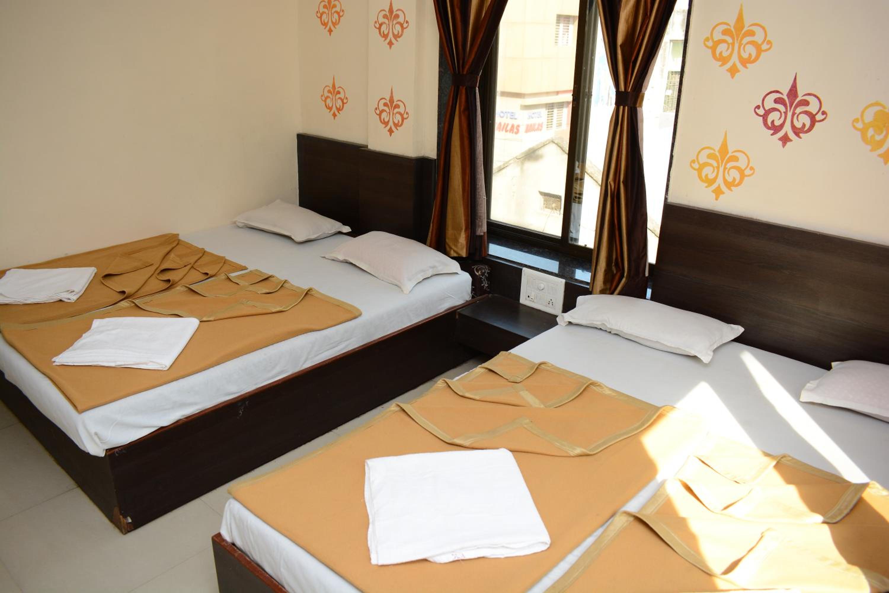 Standard Quadruple Room - Photo 7