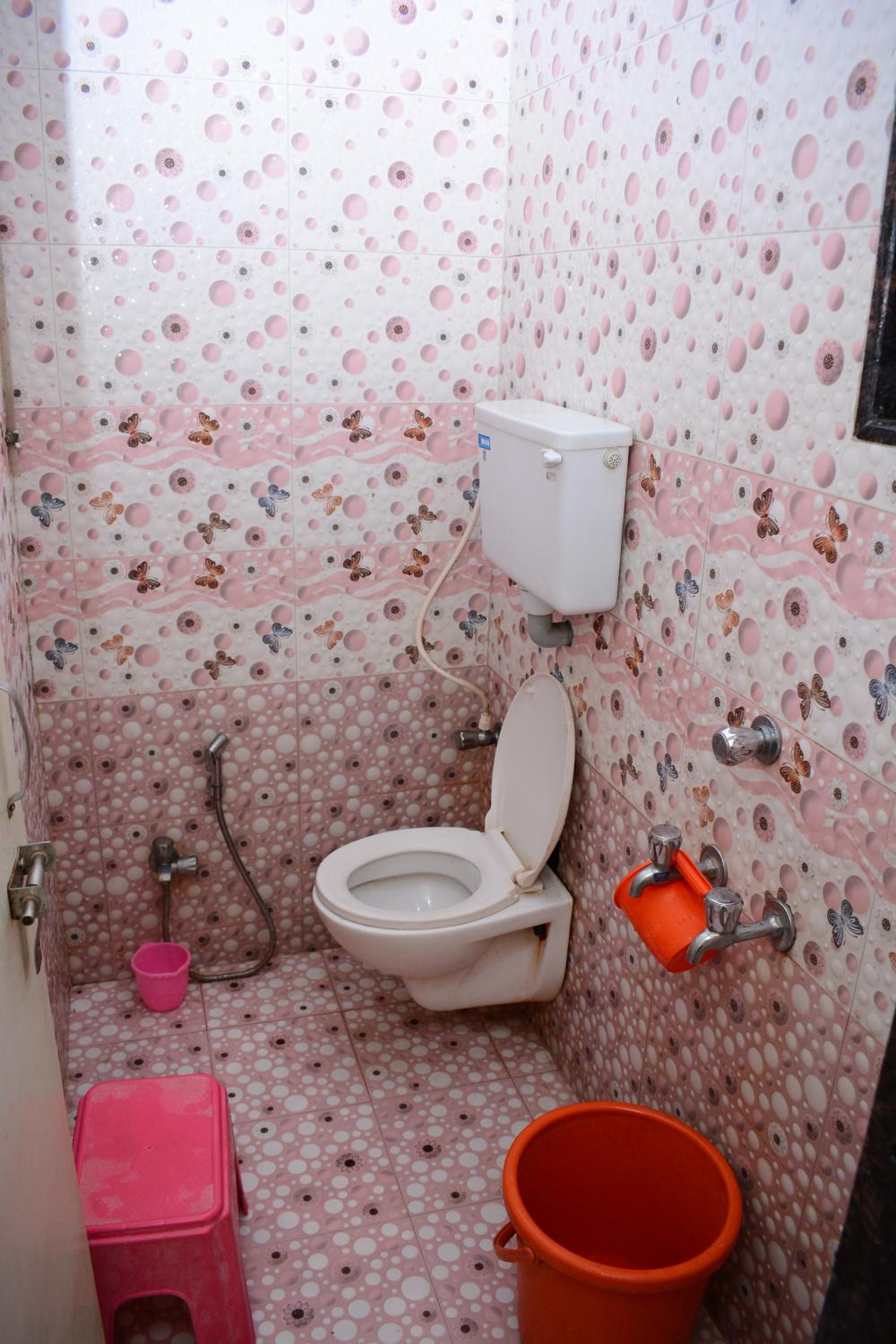 Standard Double Room - Photo 2