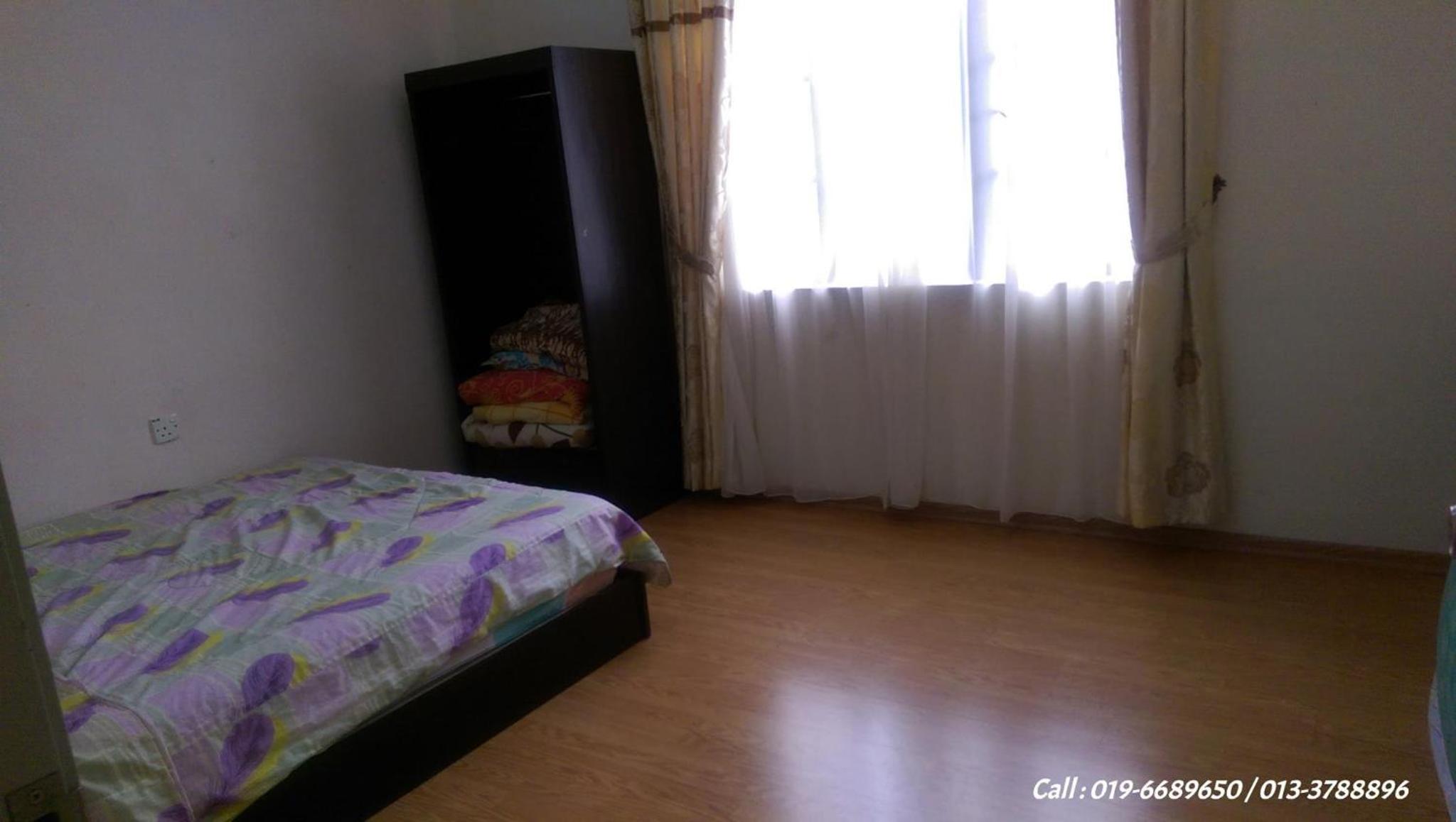 Three-Bedroom Apartment photo 3