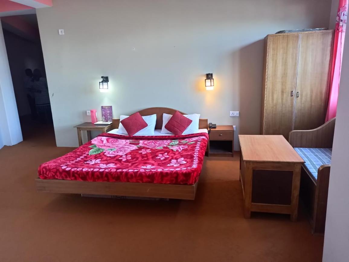 Double Room with Mountain View