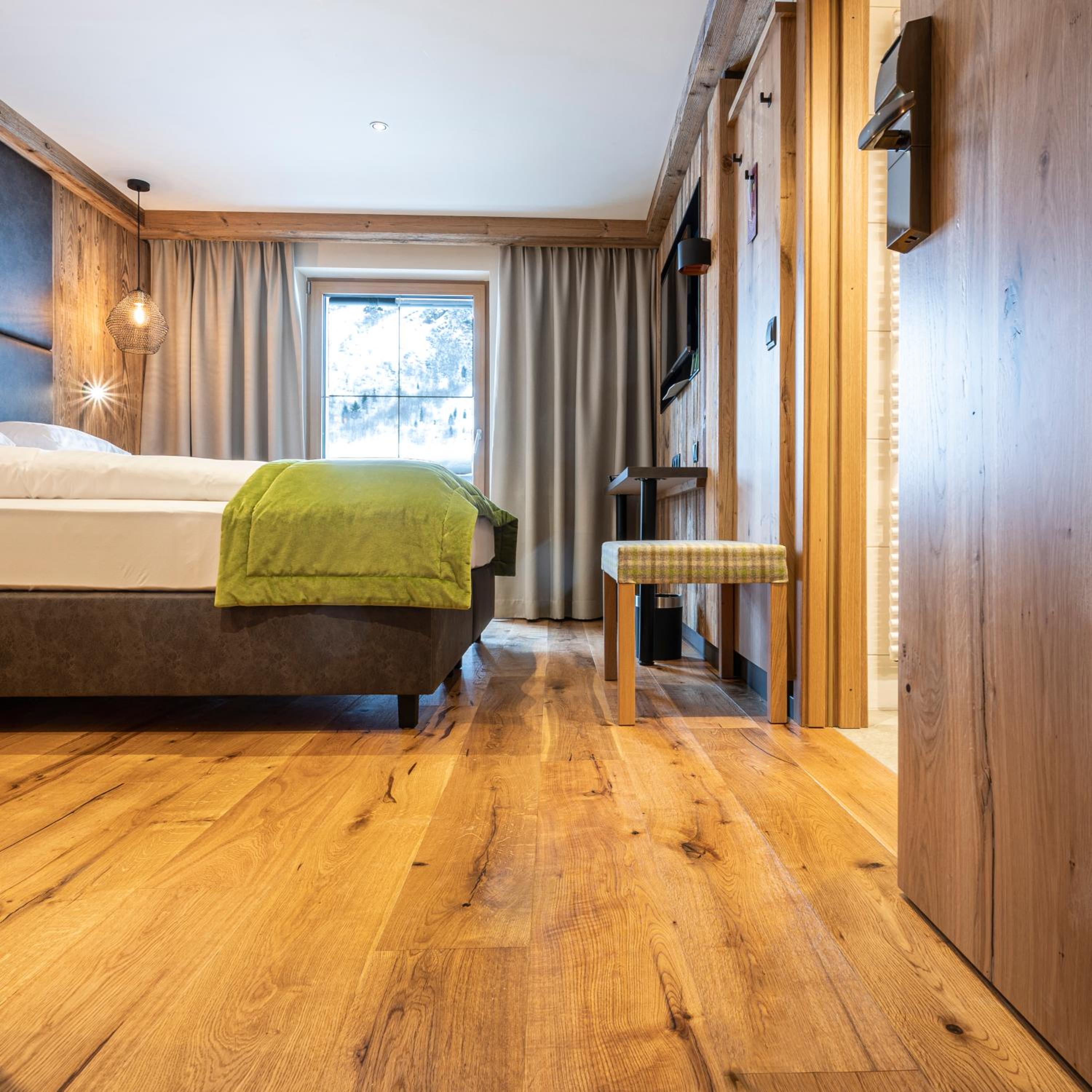 Double Room with Mountain View - Photo 4