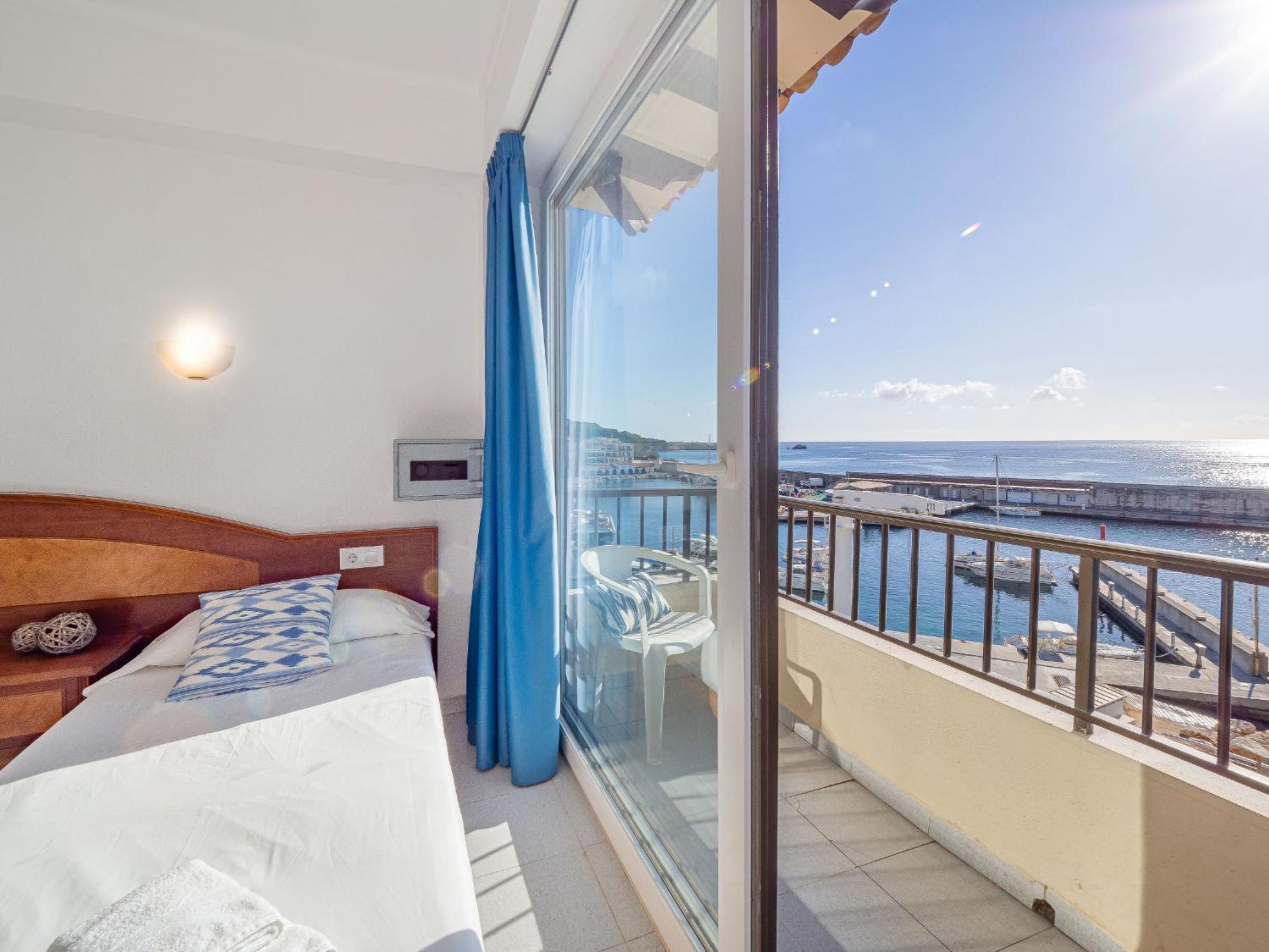 Double Room with Sea View (2 adults) photo 2