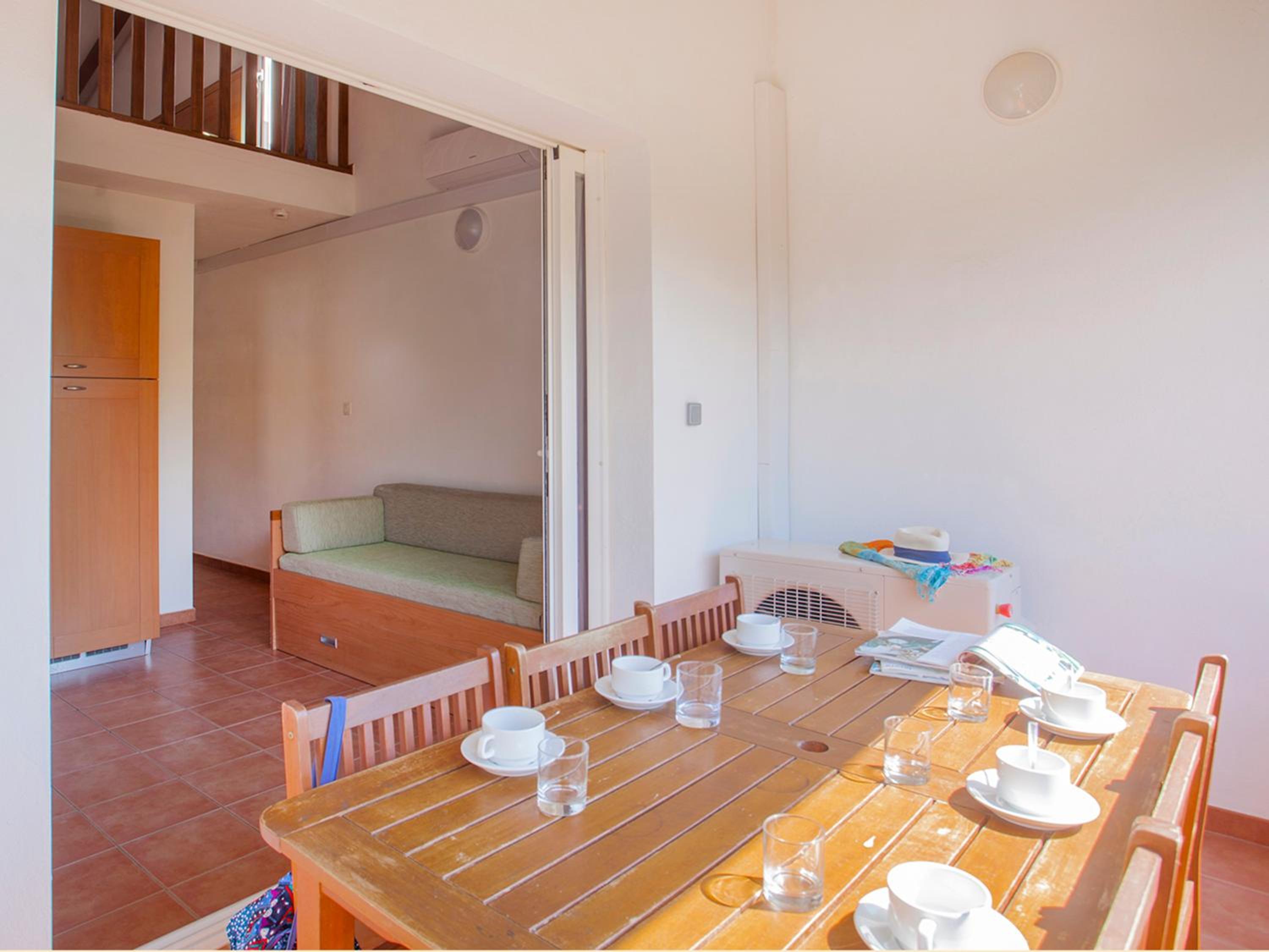 Two-Bedroom Apartment With Mezzanine (6 Adults) - Photo 12