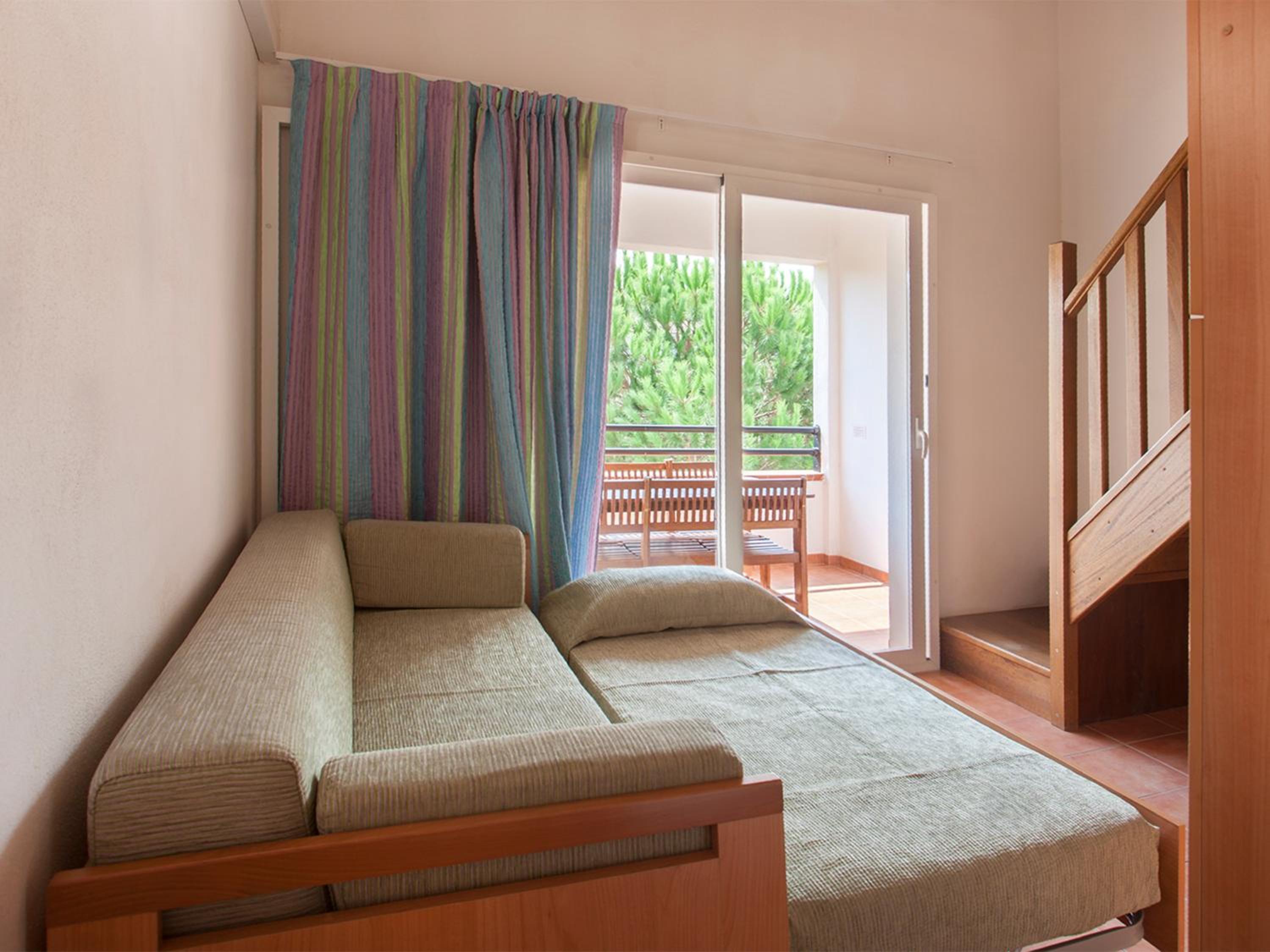 Two-Bedroom Apartment With Mezzanine (6 Adults) - Photo 11