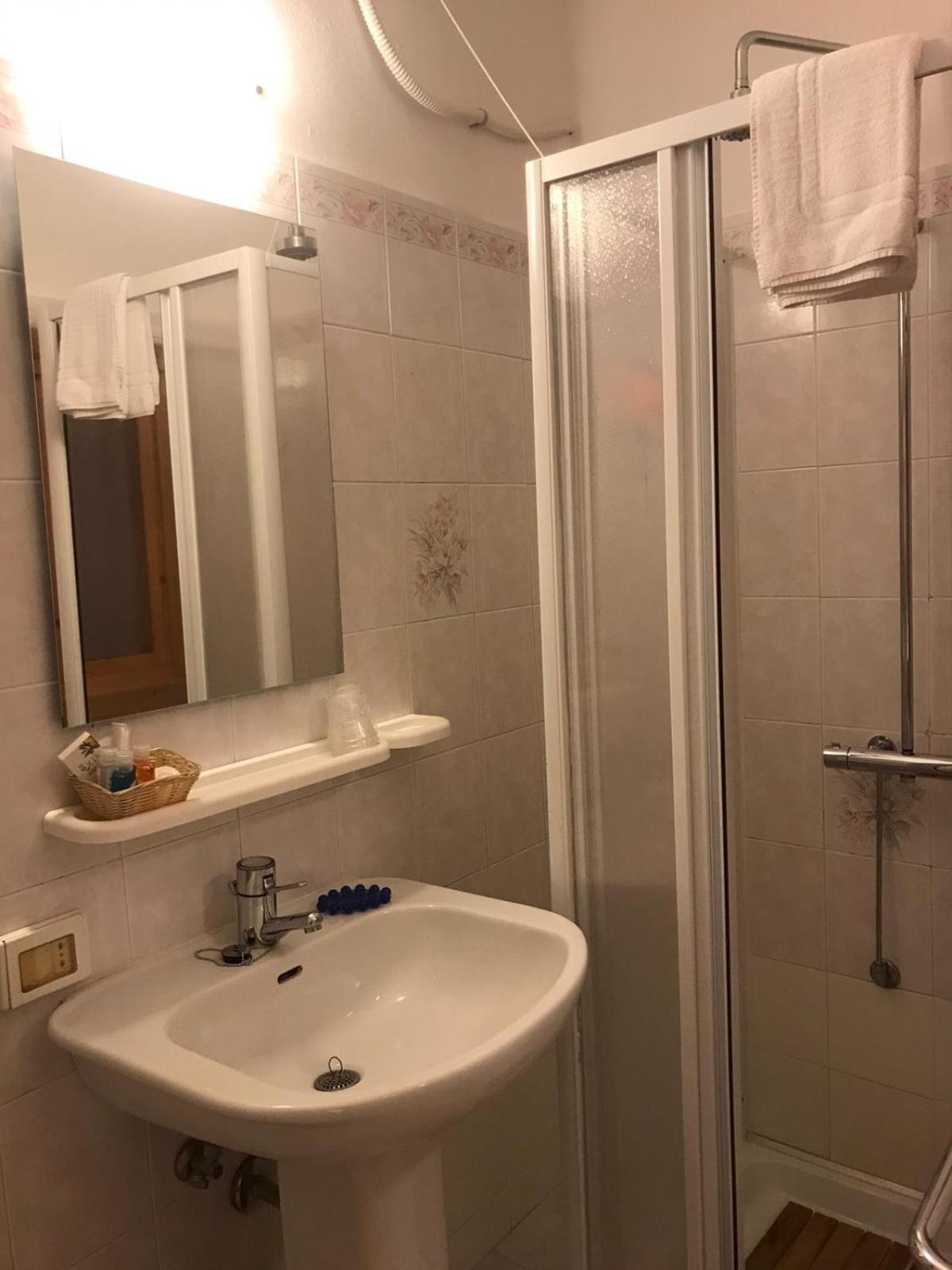 Small Double Room photo 3