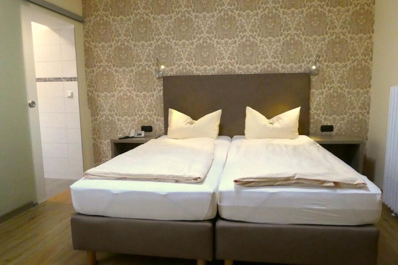 Double Room - Photo 1