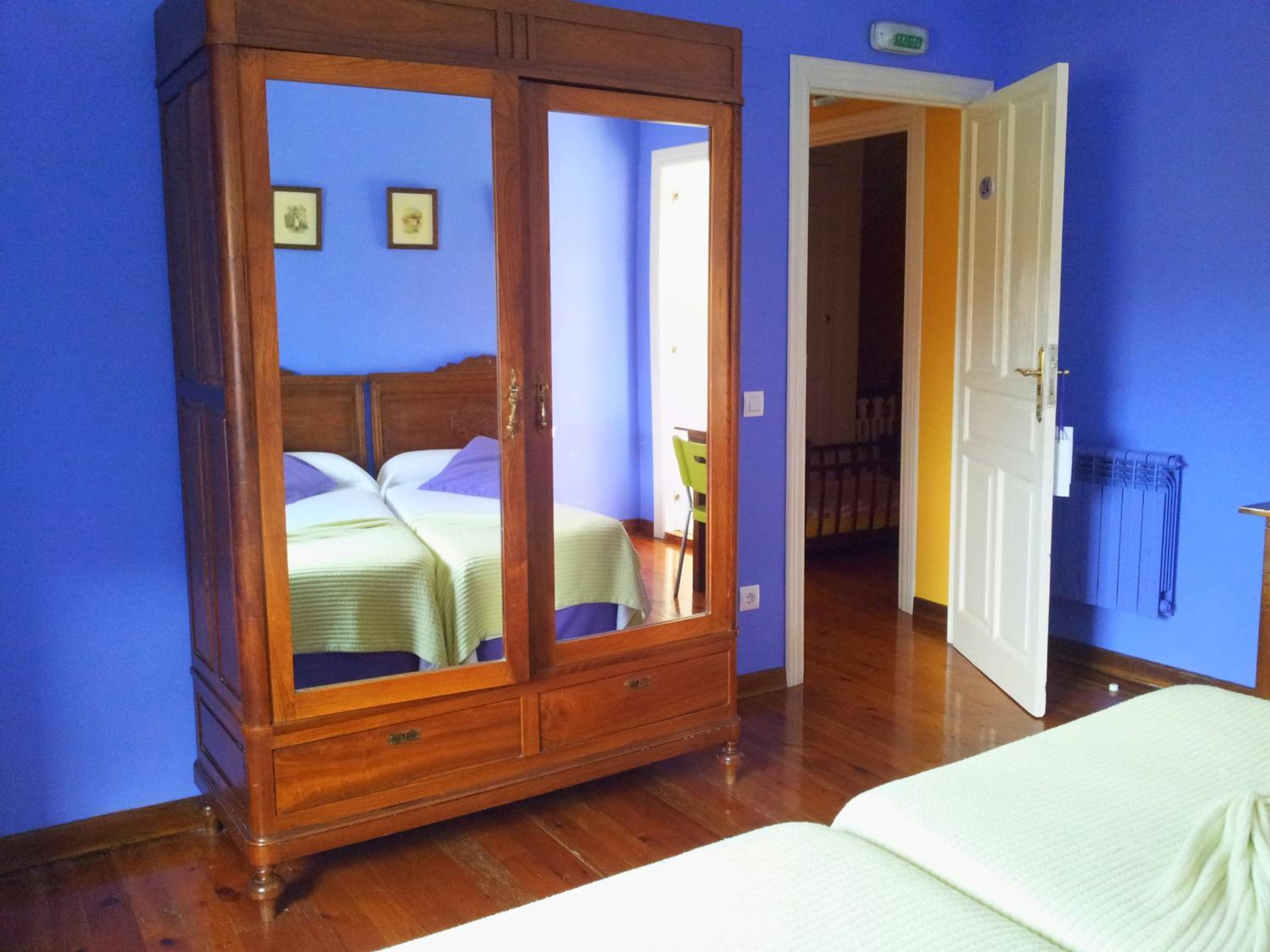 Double Room with Private Bathroom photo 2