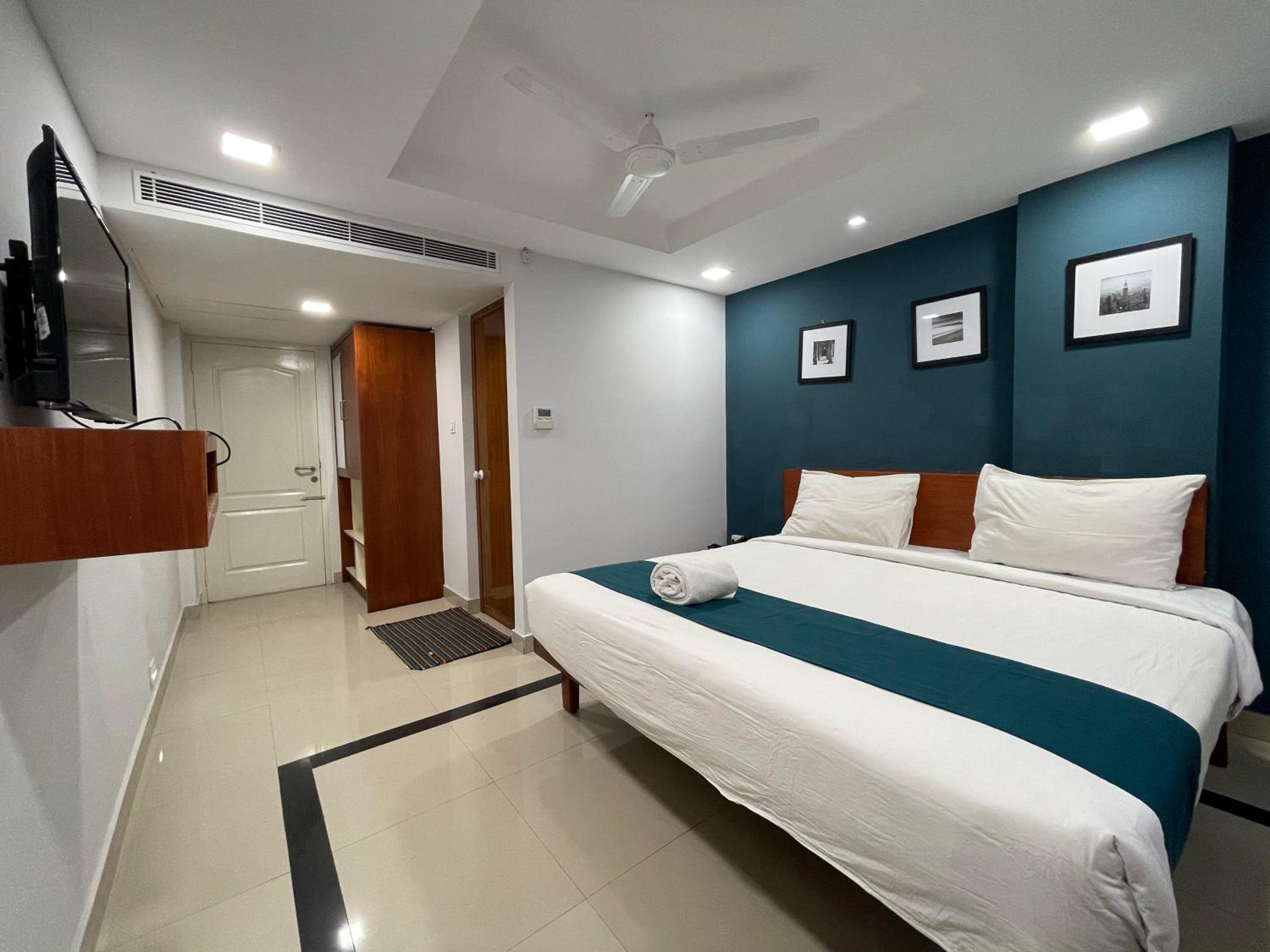 Deluxe Double Room - Photo 7