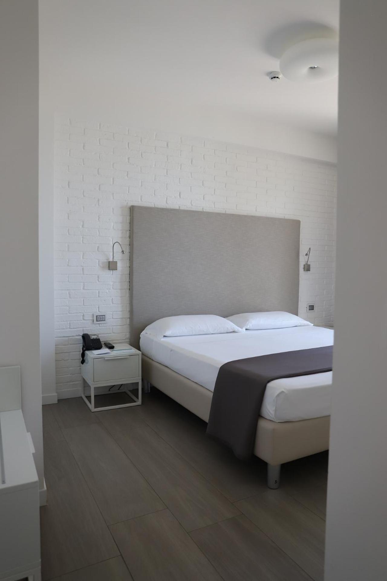 Superior Family Suite (5 adults) photo 3