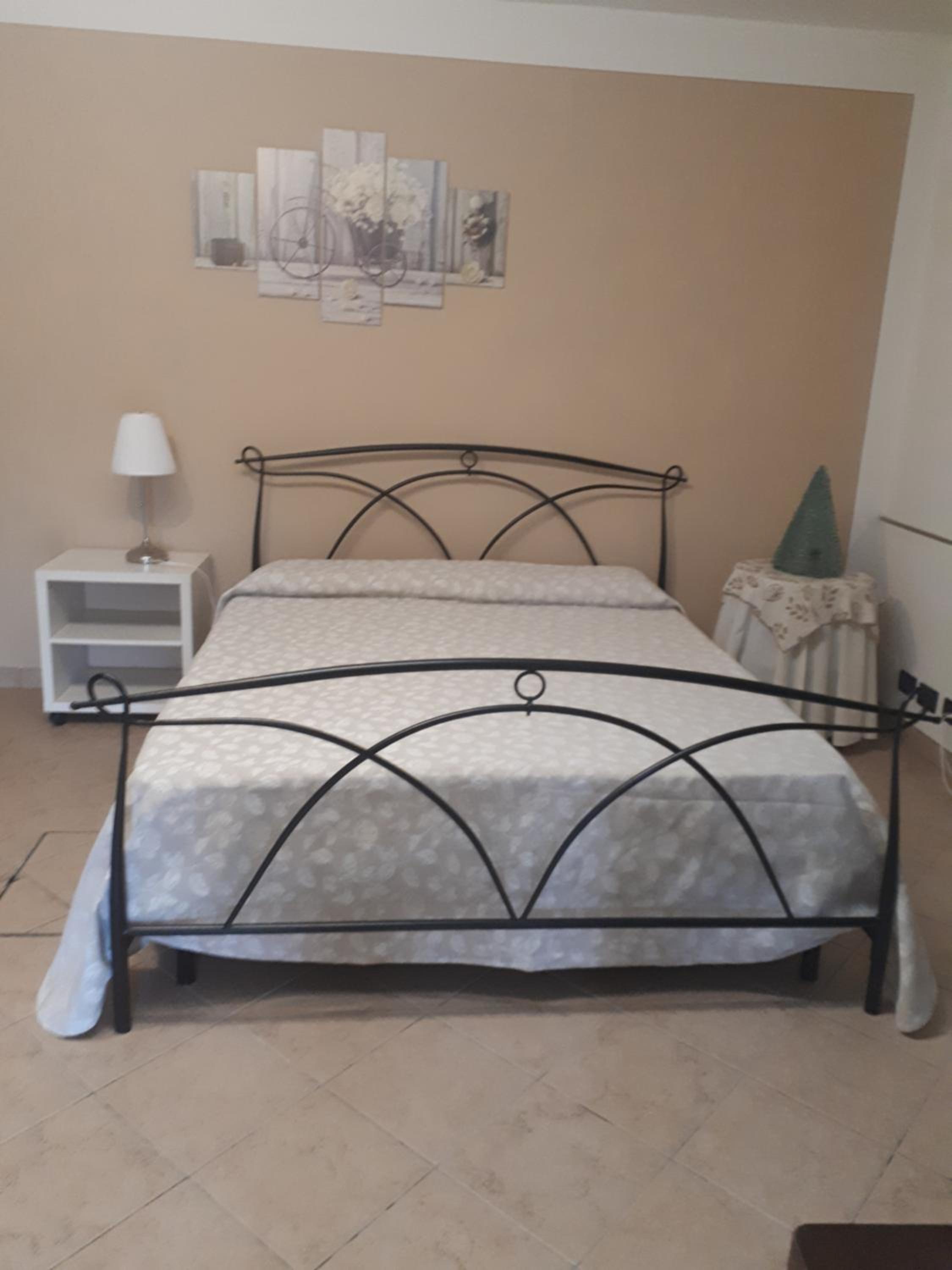 Studio Apartment photo 3