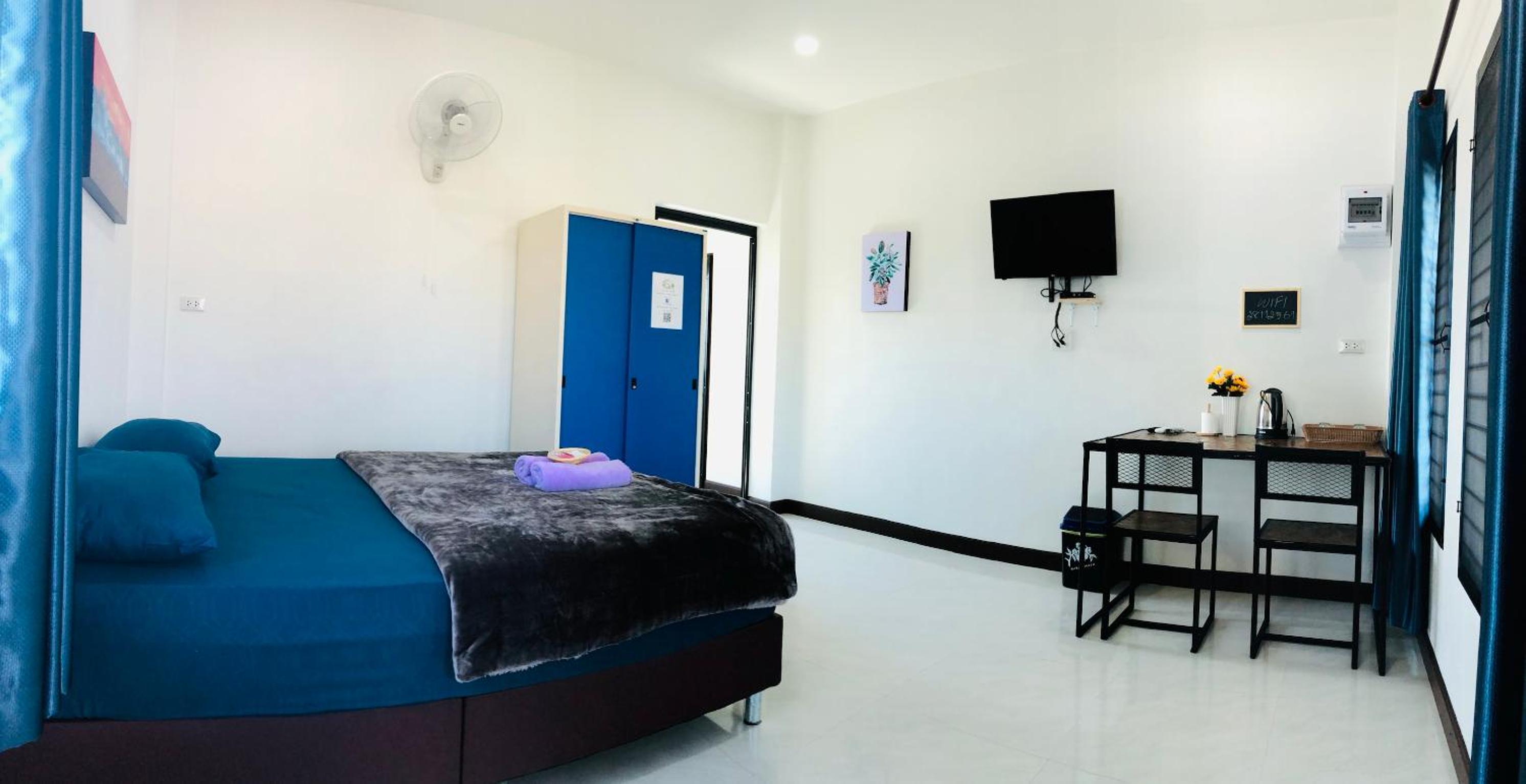 Budget Double Room - Photo 1