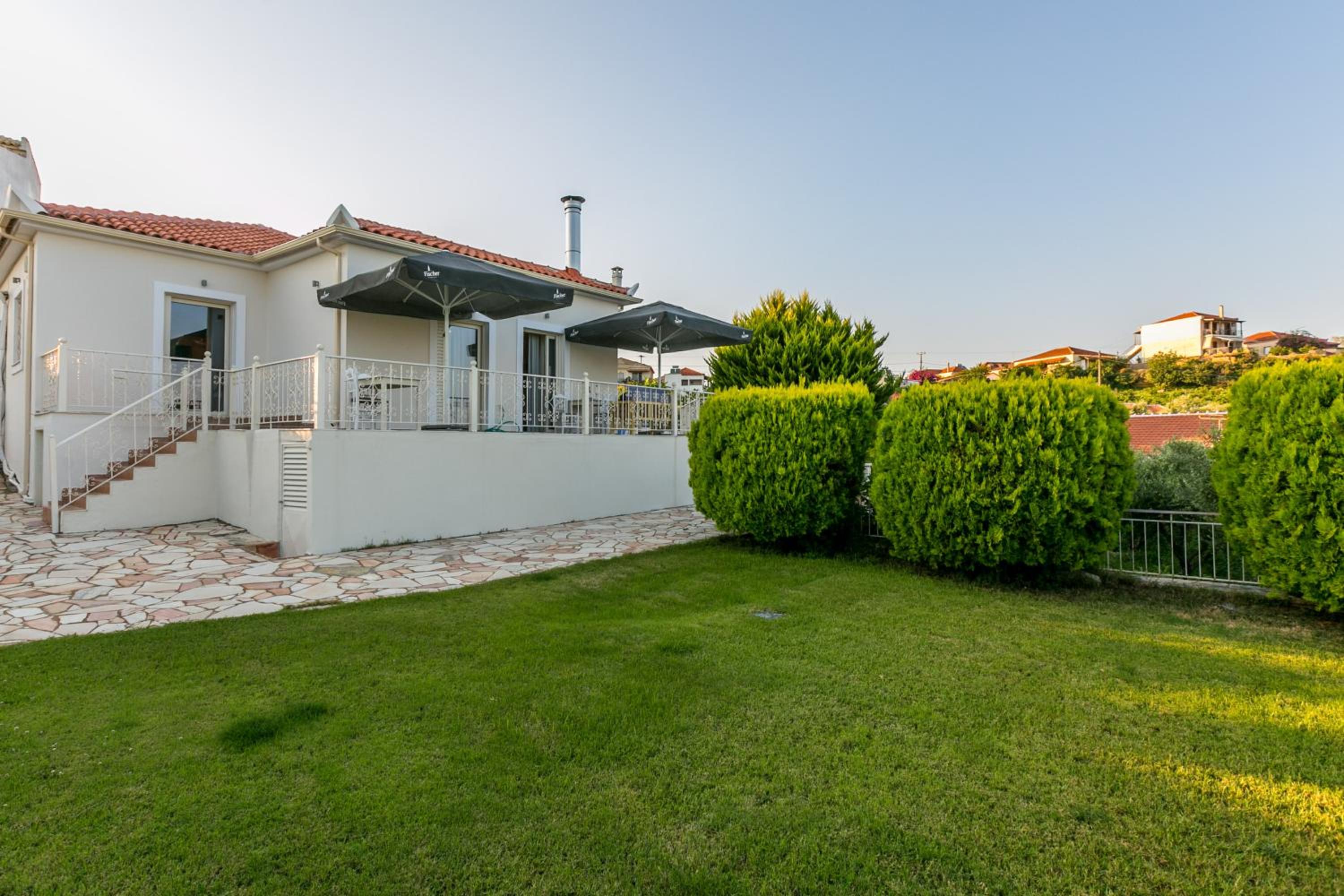 Three-Bedroom House photo 2
