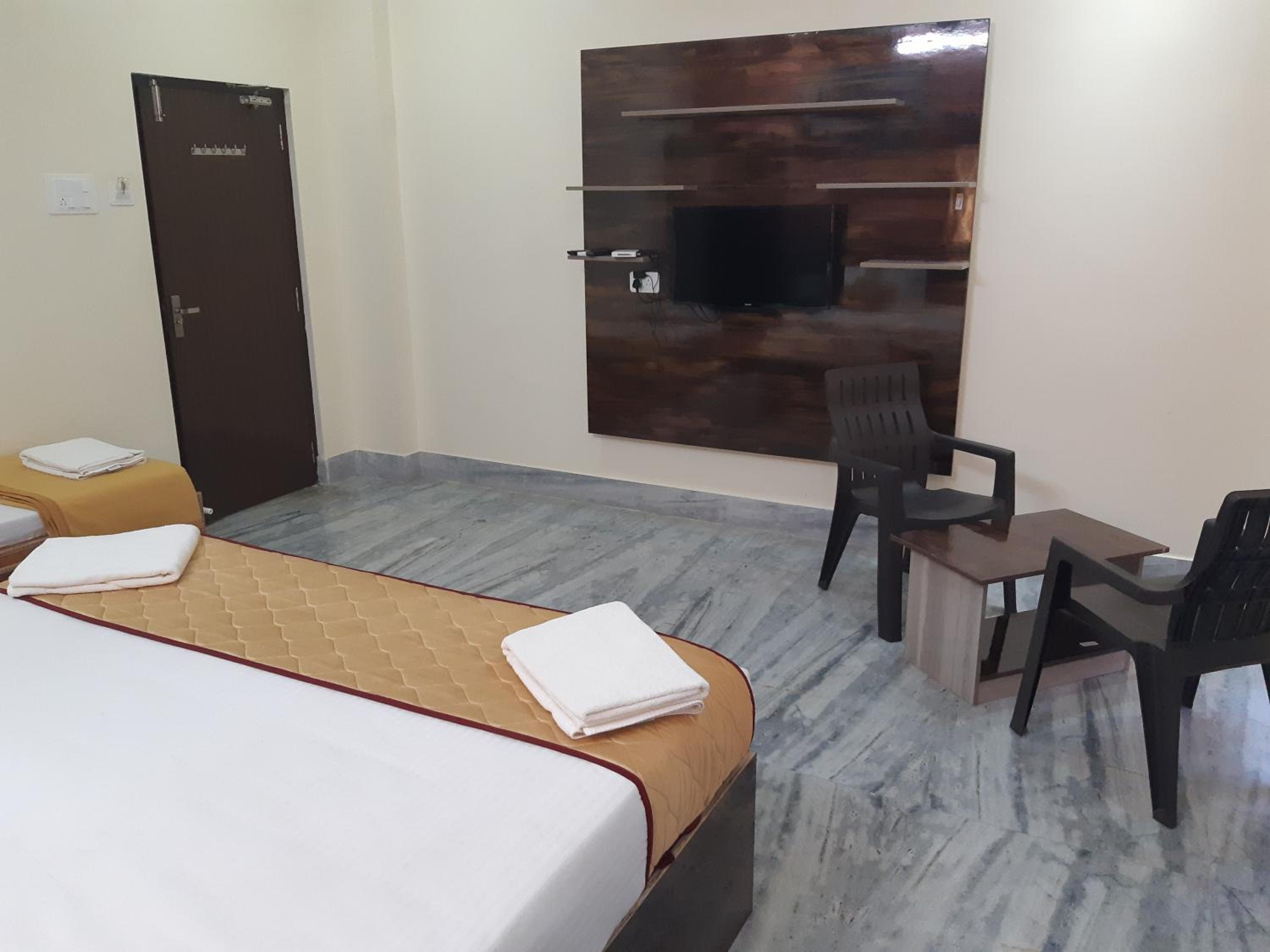 Deluxe Double Room - Photo 5