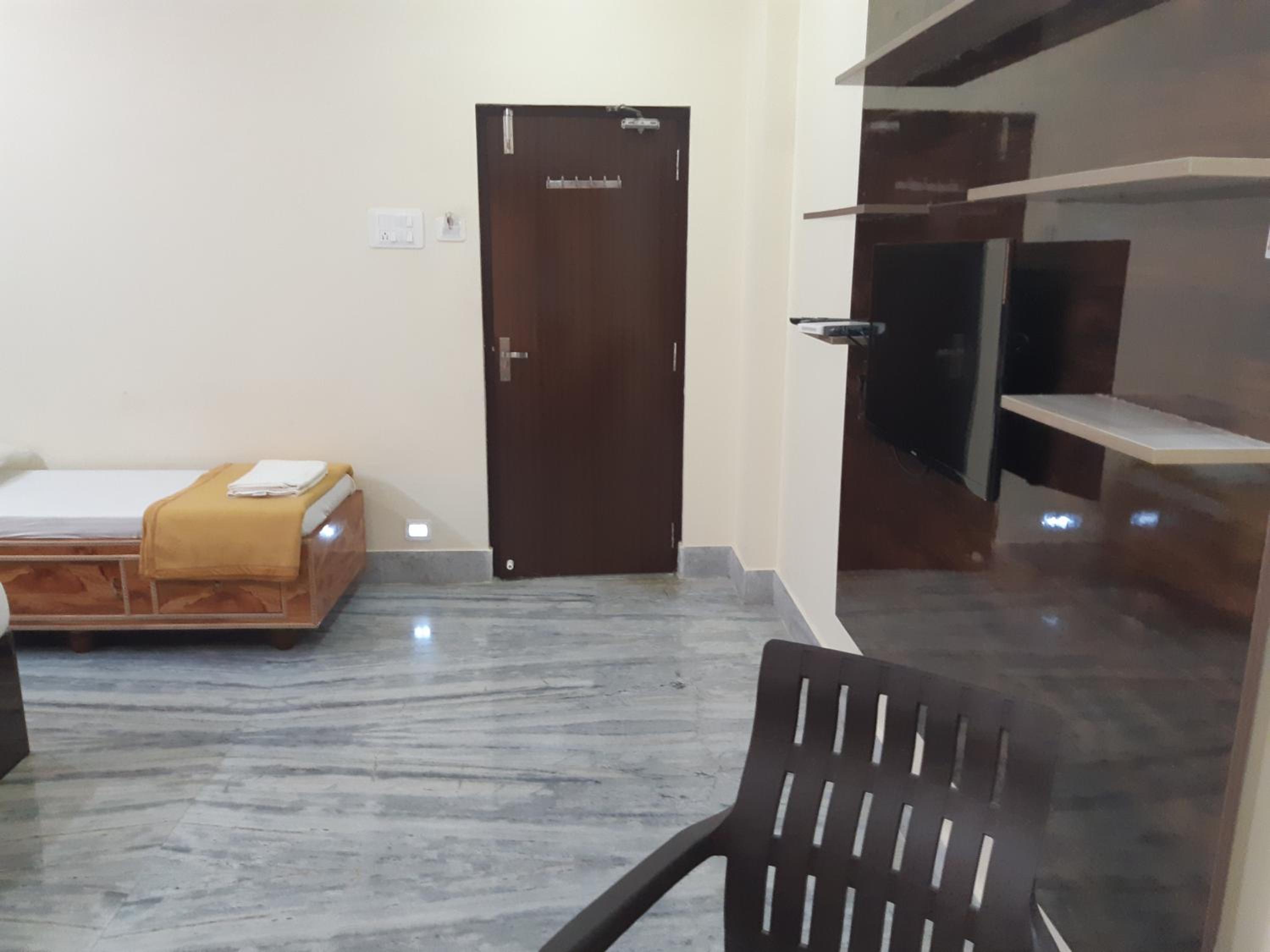 Deluxe Triple Room - Photo 5