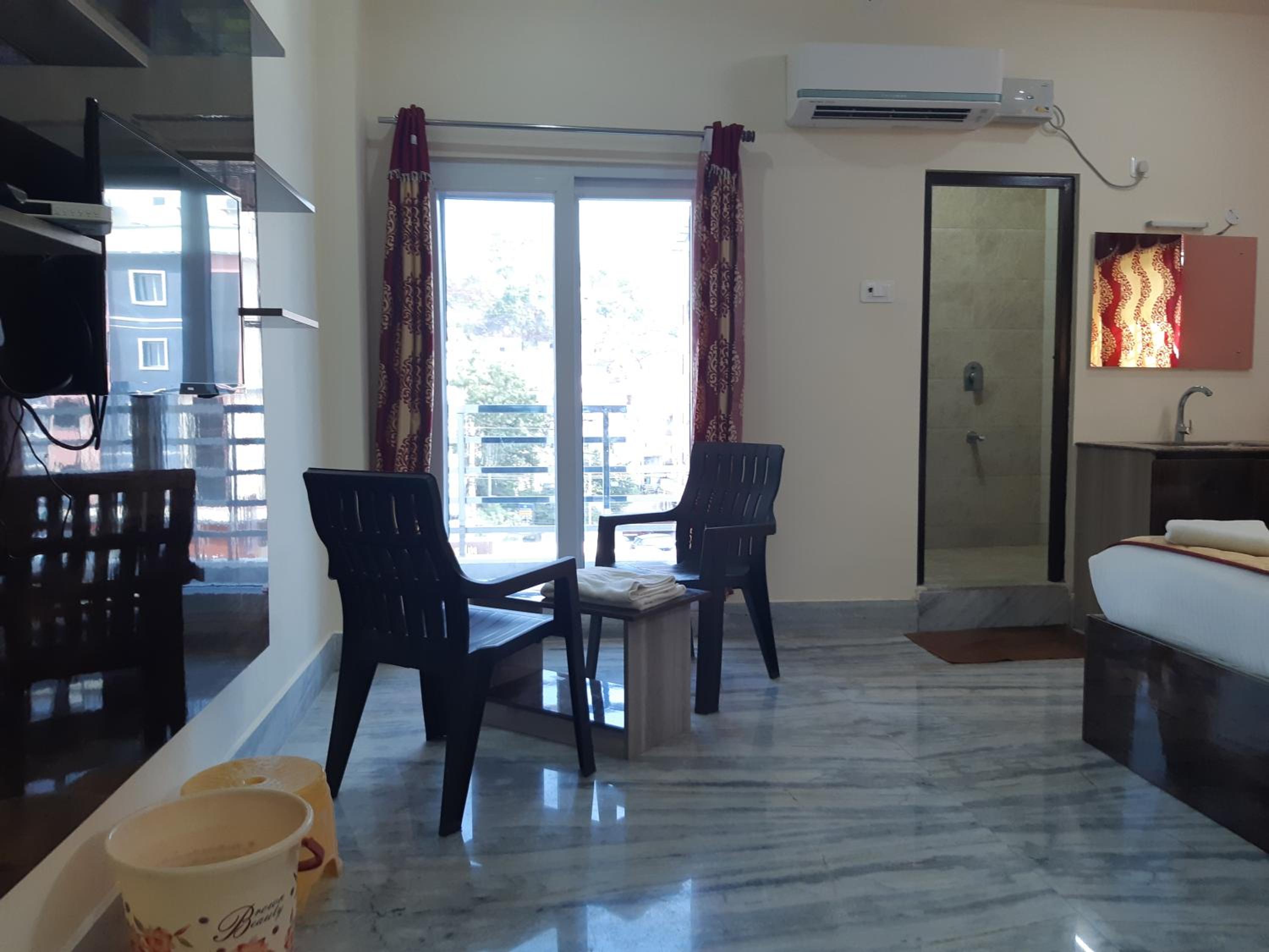 Deluxe Double Room - Photo 17