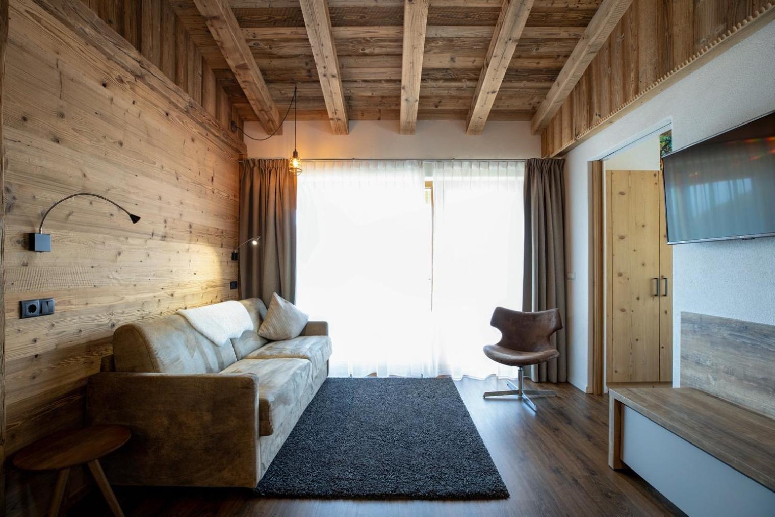 Two-Bedroom Apartment - Photo 15