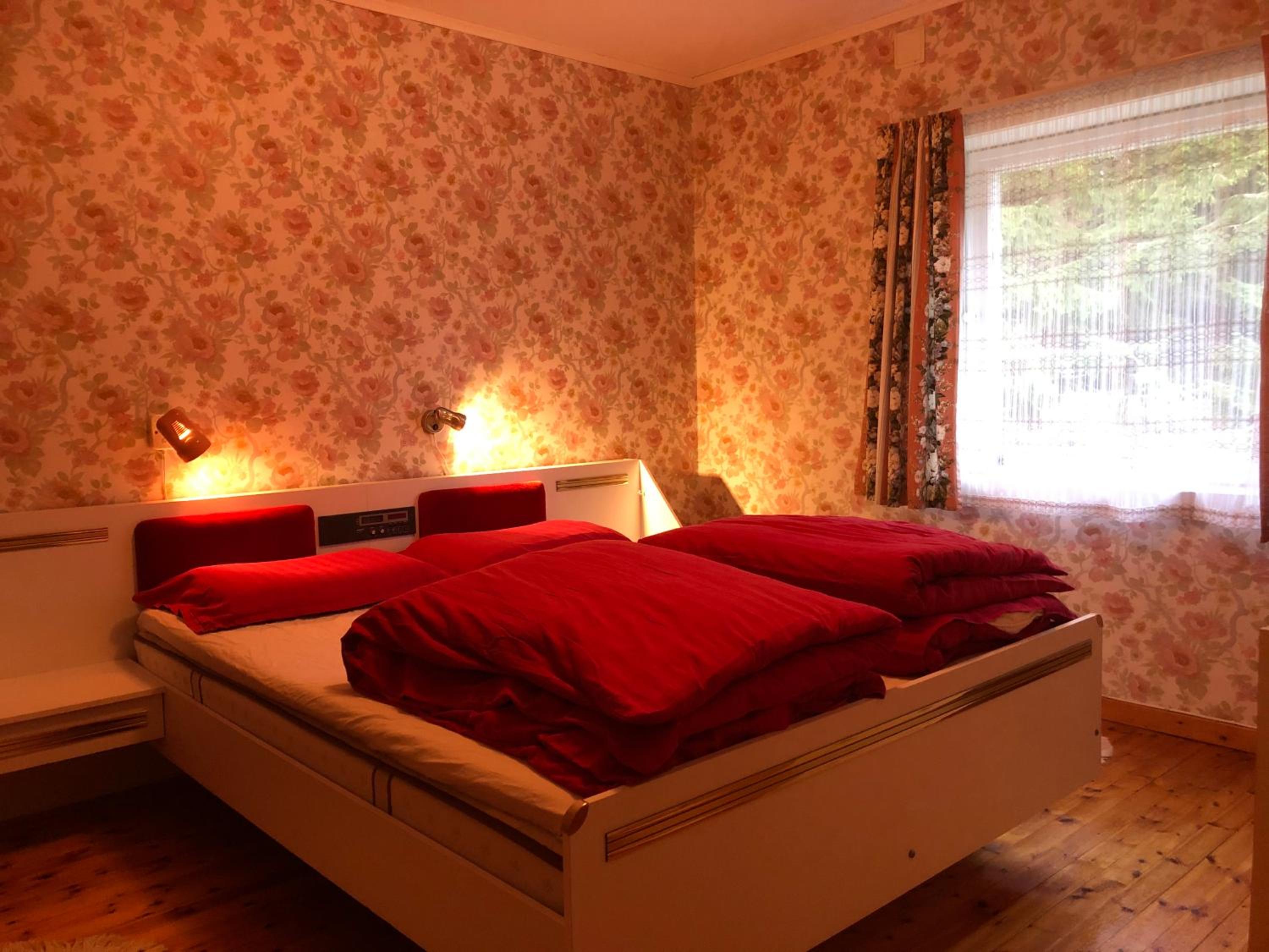 Standard Double Room With Shared Bathroom