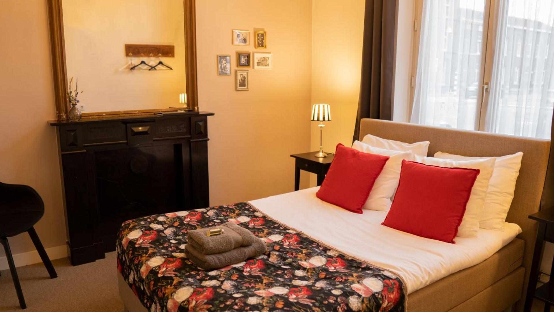 Single Room photo 3
