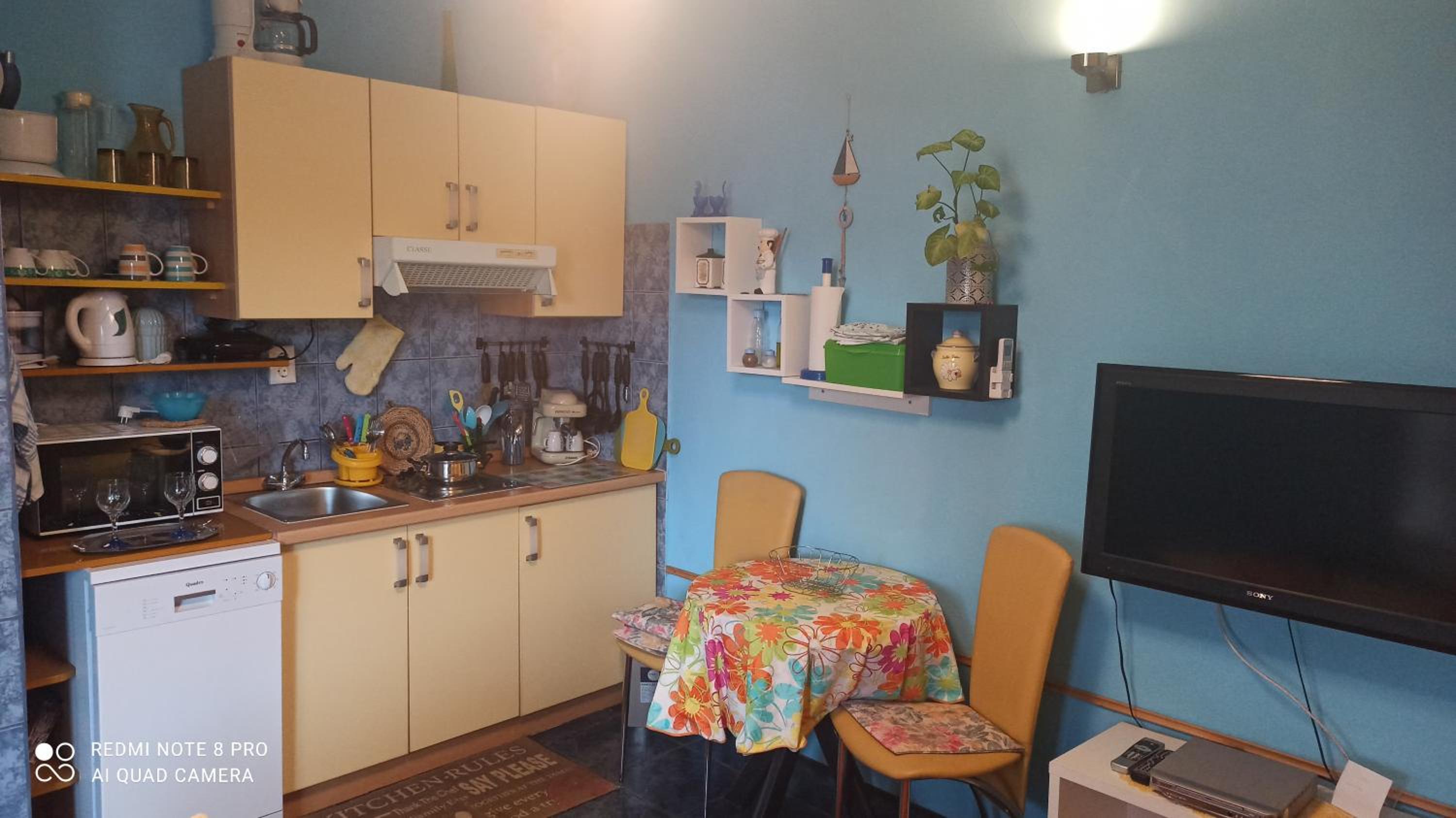 One-Bedroom Apartment - Photo 10