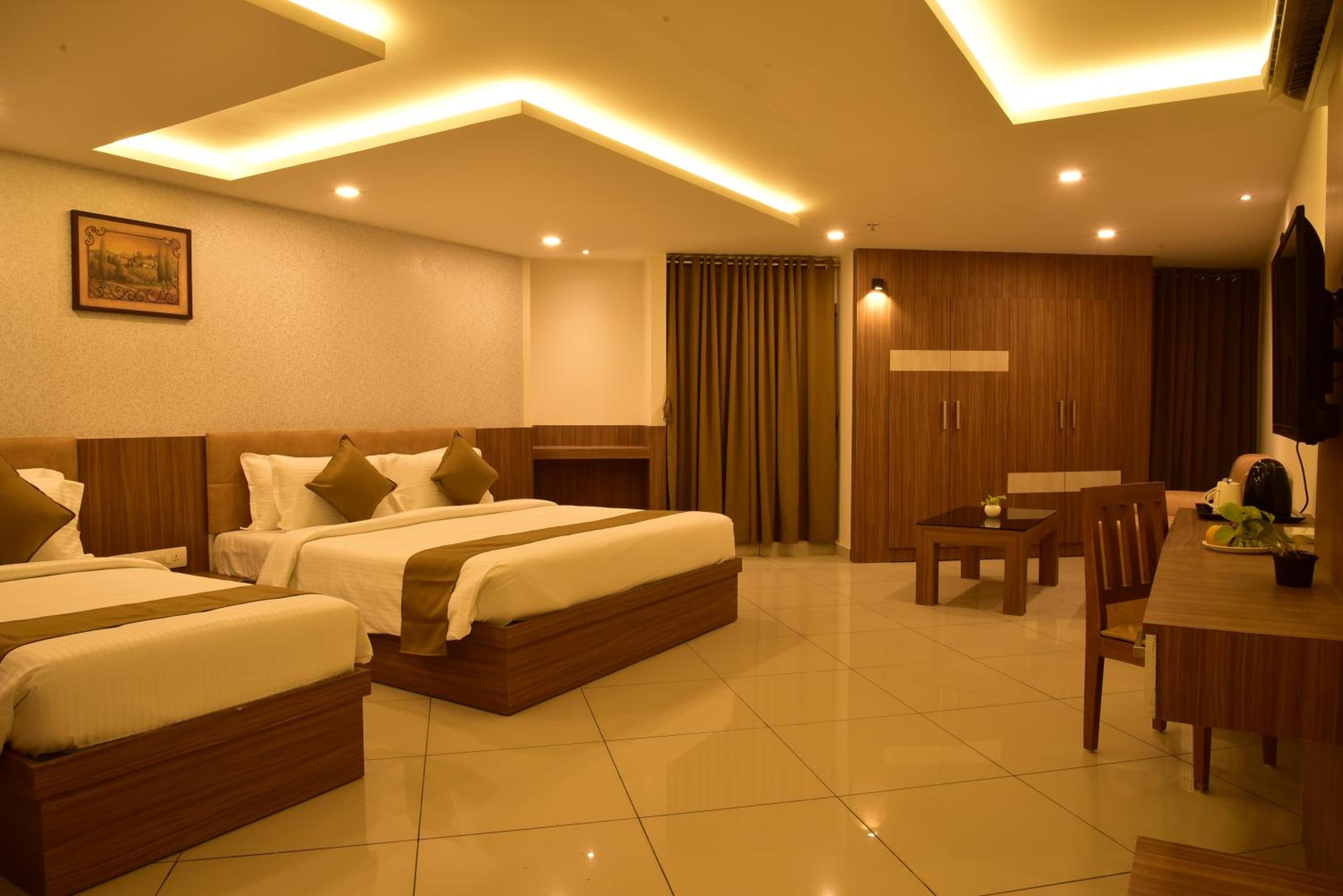 Deluxe Double or Twin Room - Photo 6