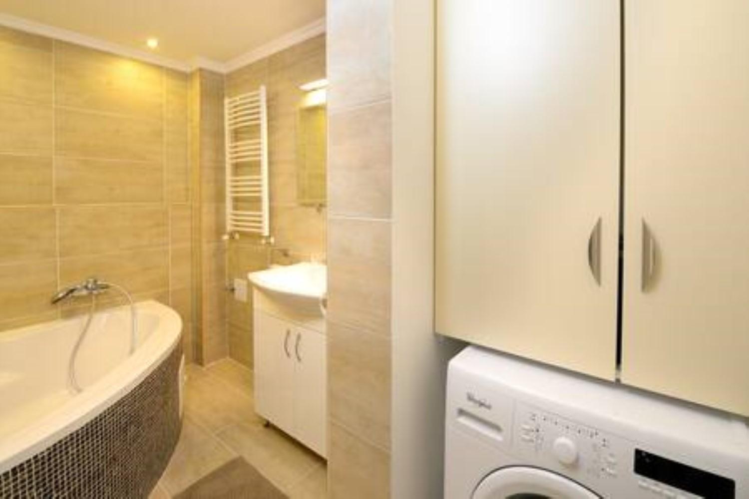 Two-Bedroom Apartment - Photo 14