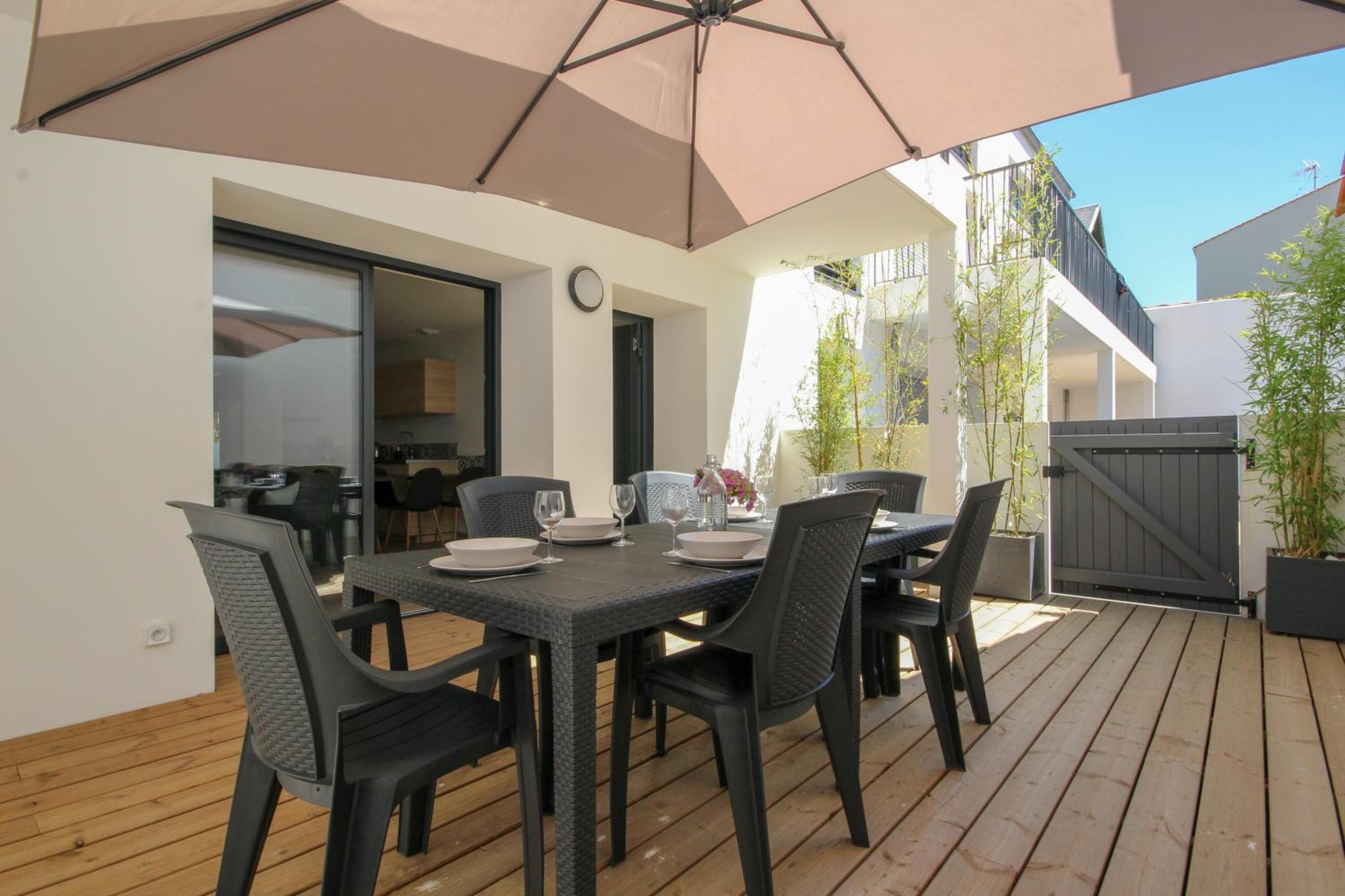 Apartment with Terrace