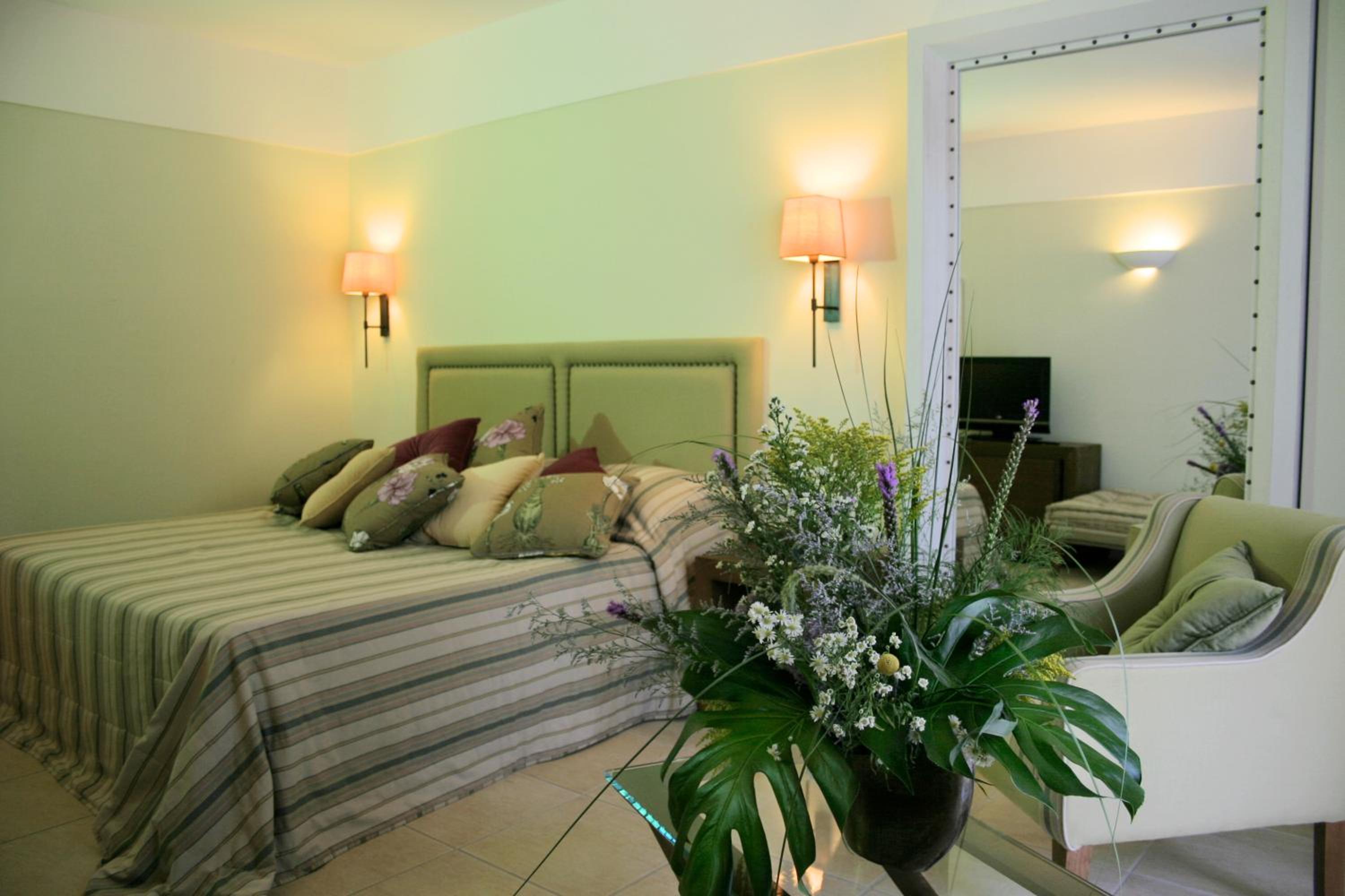Classic Bungalow, Garden View - Photo 1