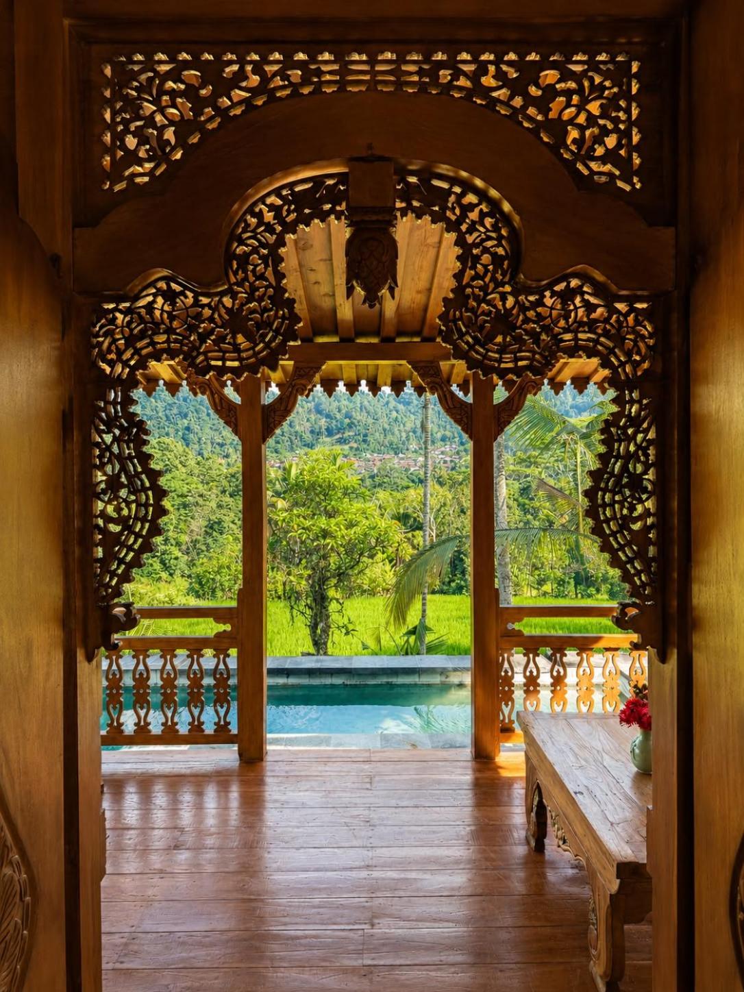 Joglo House with Plunge Pool photo 3