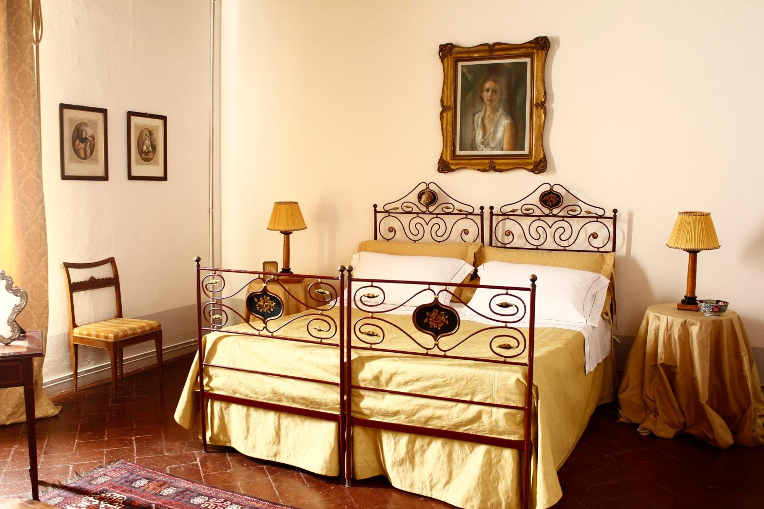 Deluxe Double or Twin Room photo 1