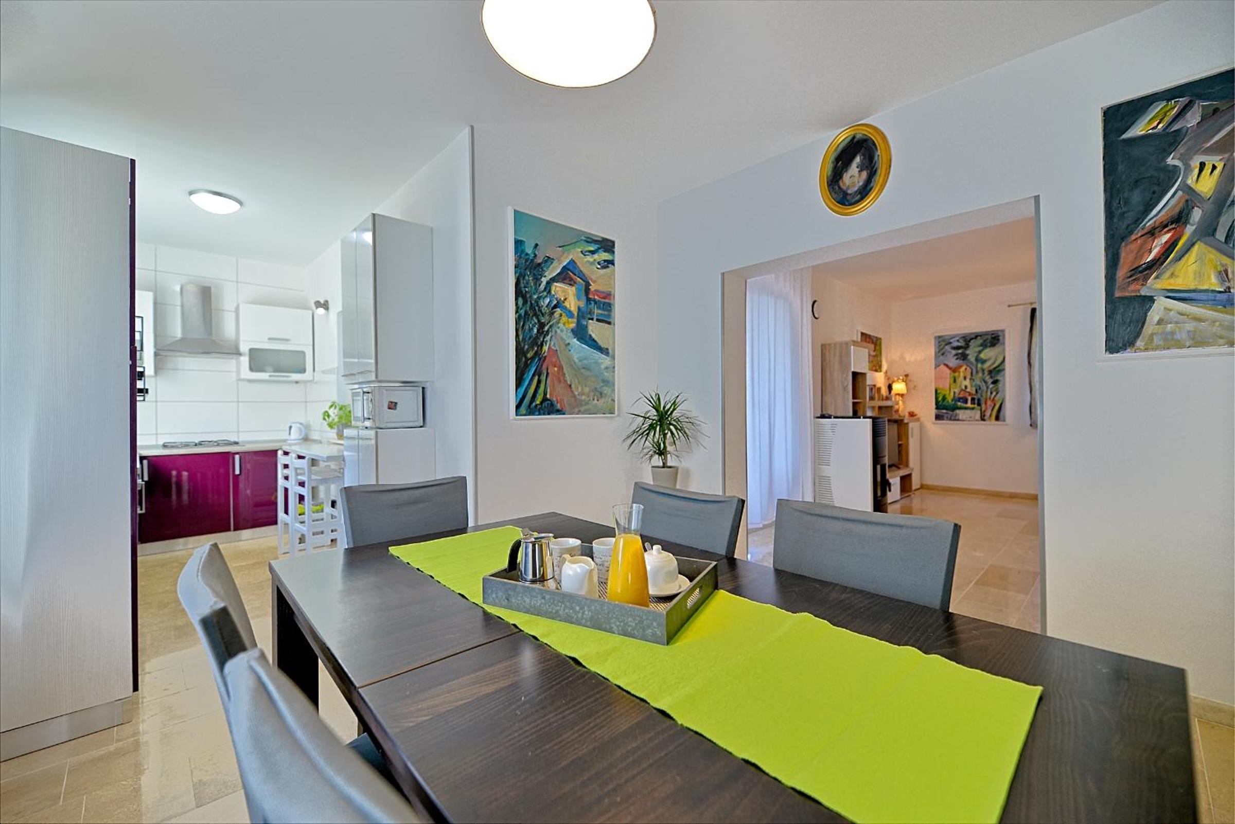 Apartment with Terrace photo 3