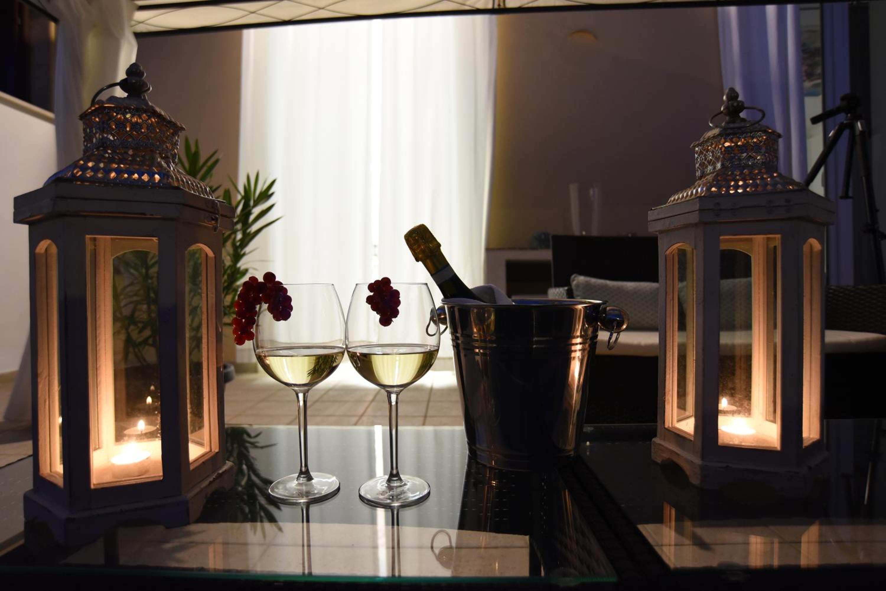 King Suite with Spa Bath photo 2