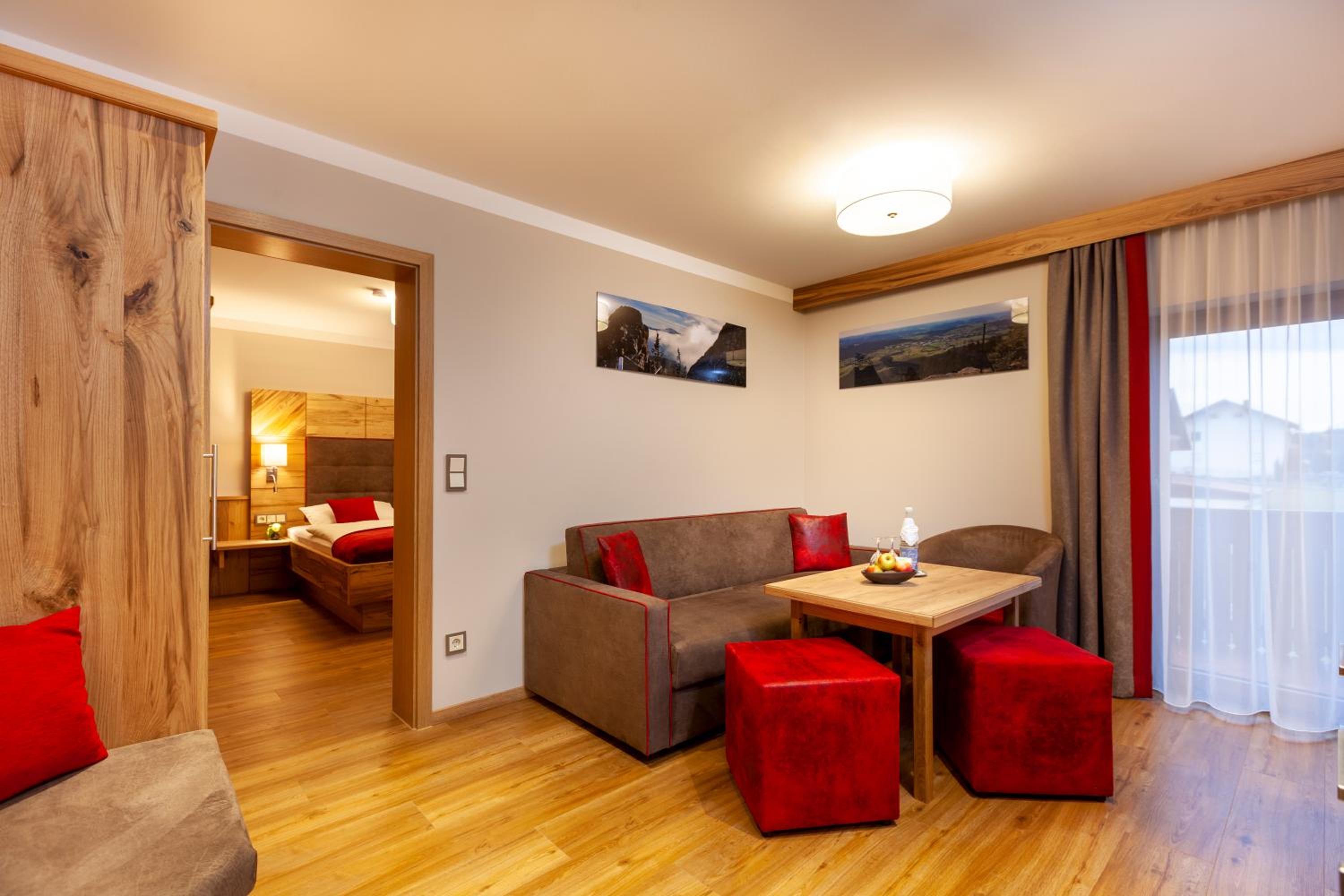 Junior Suite with Balcony photo 1