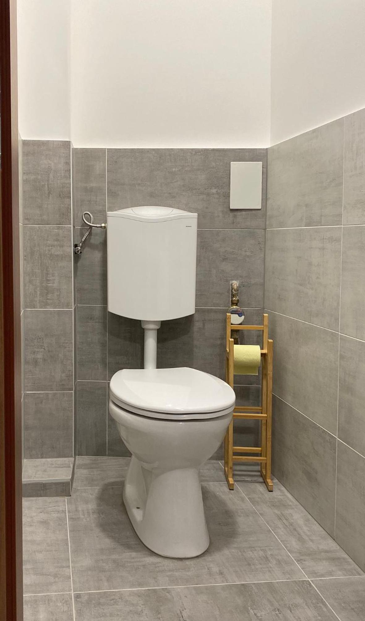 Apartment - Photo 37