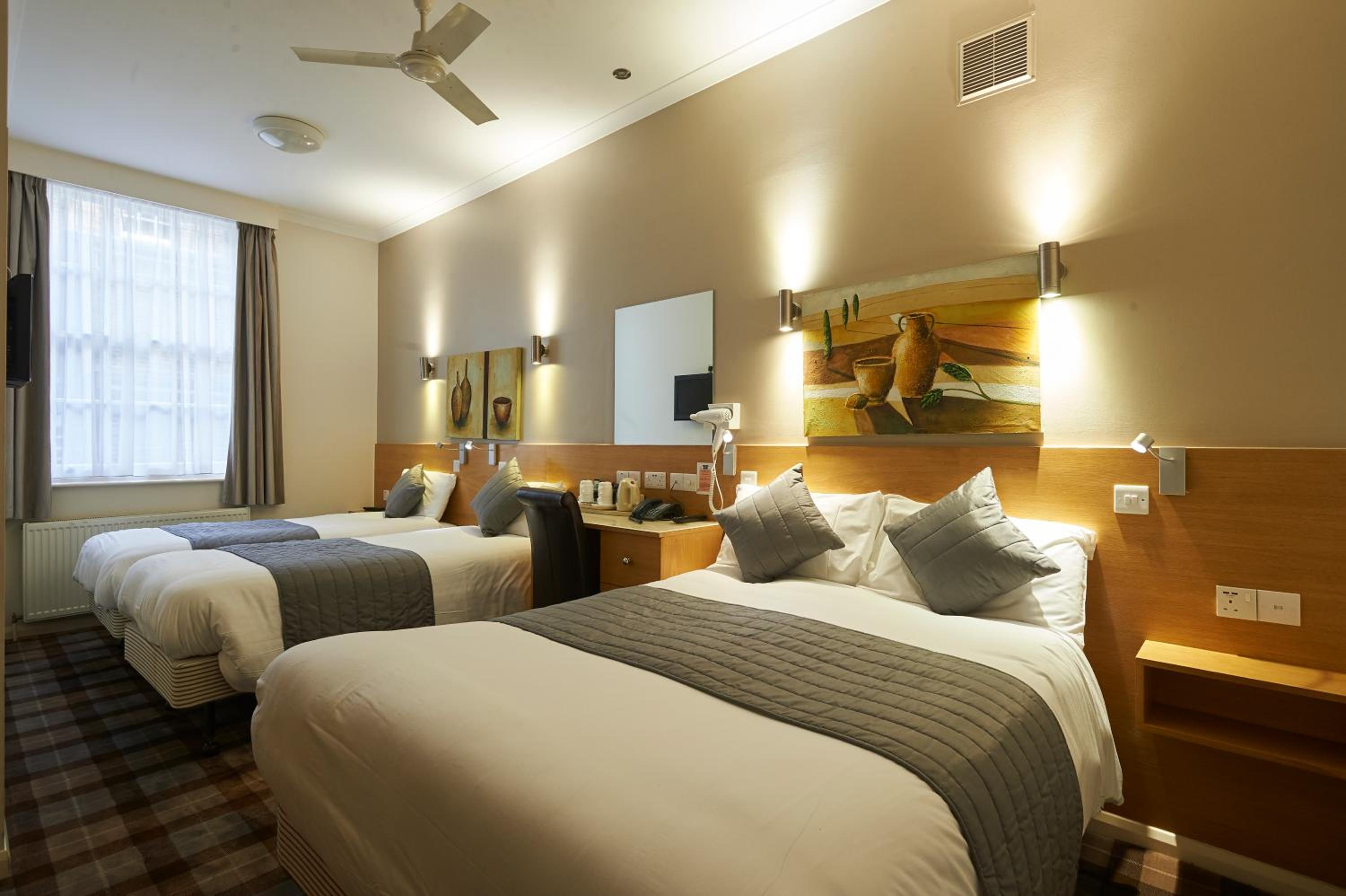 Triple Room photo 2
