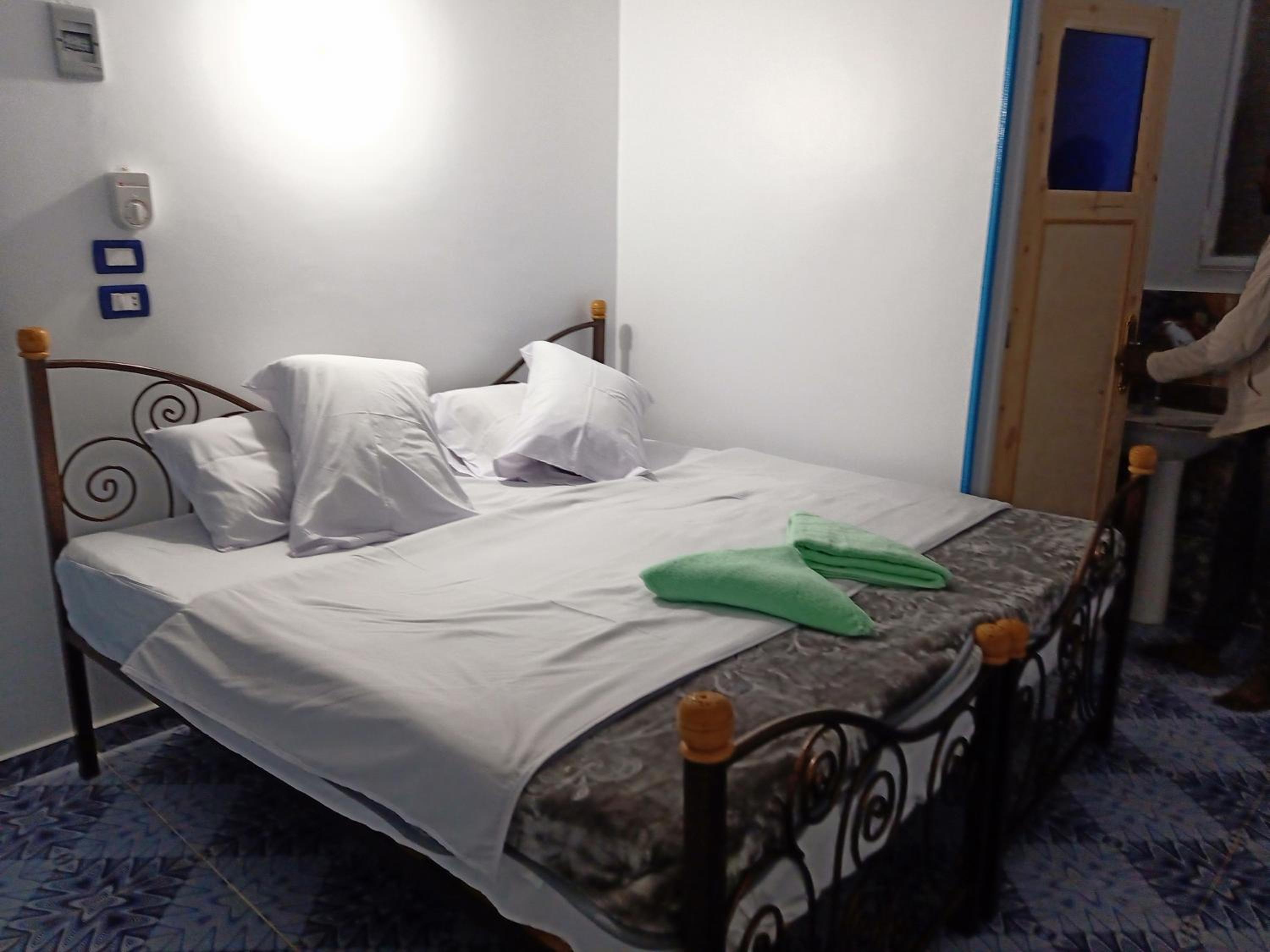 Deluxe Double or Twin Room with River View - Photo 7