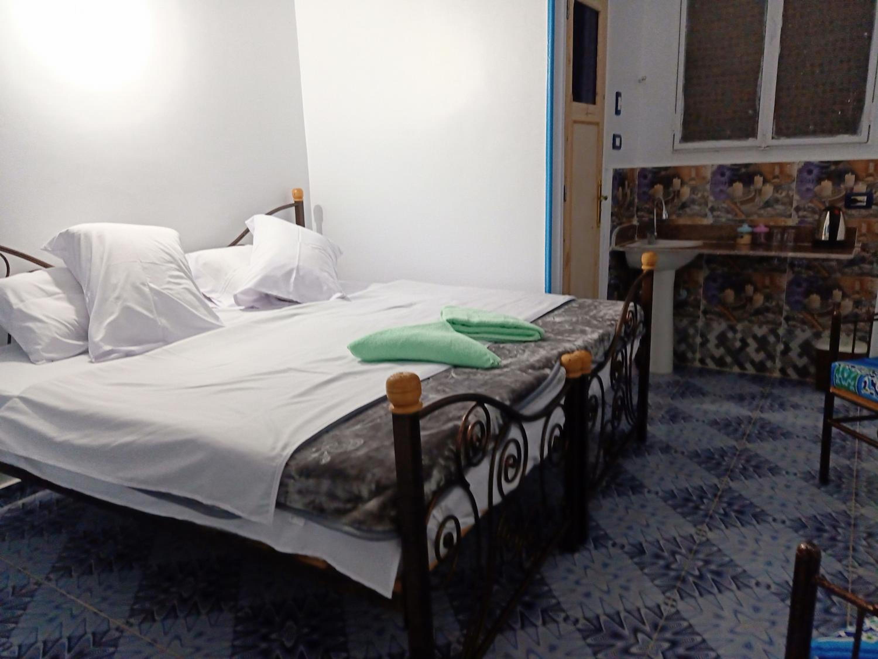 Deluxe Double or Twin Room with River View - Photo 8