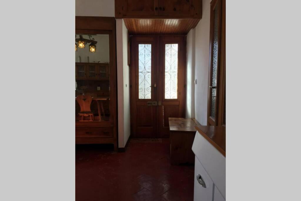 One-Bedroom House - Photo 1