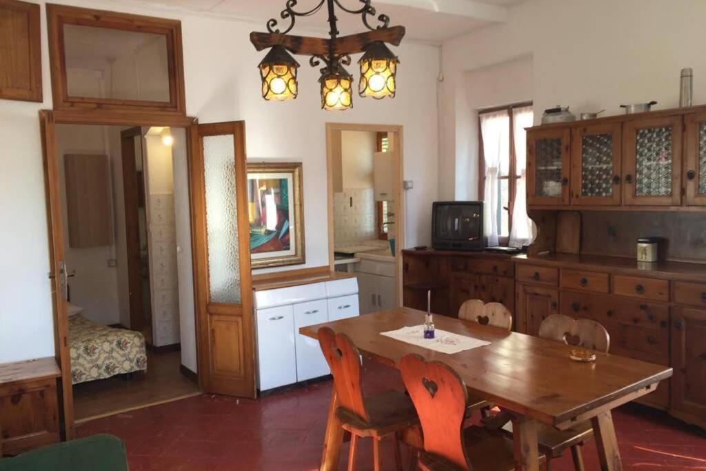 One-Bedroom House - Photo 22