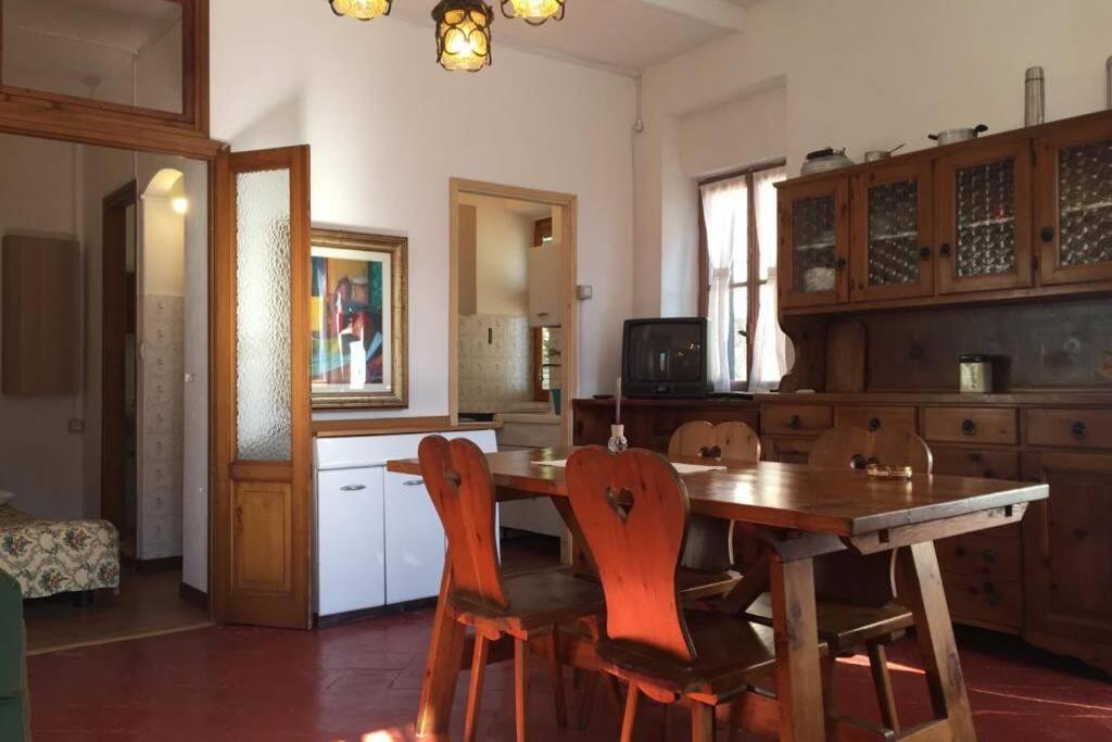 One-Bedroom House - Photo 23
