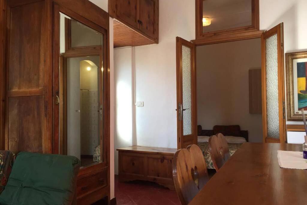 One-Bedroom House - Photo 58