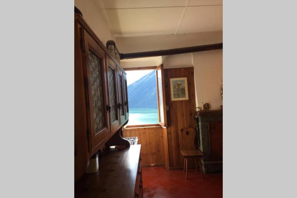One-Bedroom House - Photo 46