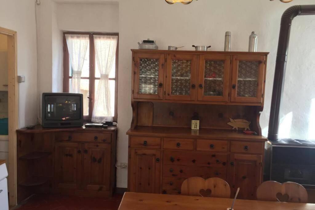 One-Bedroom House - Photo 33