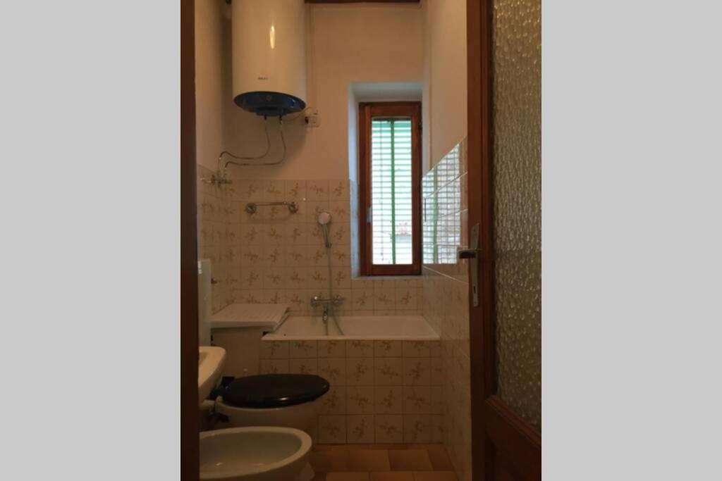 One-Bedroom House - Photo 41